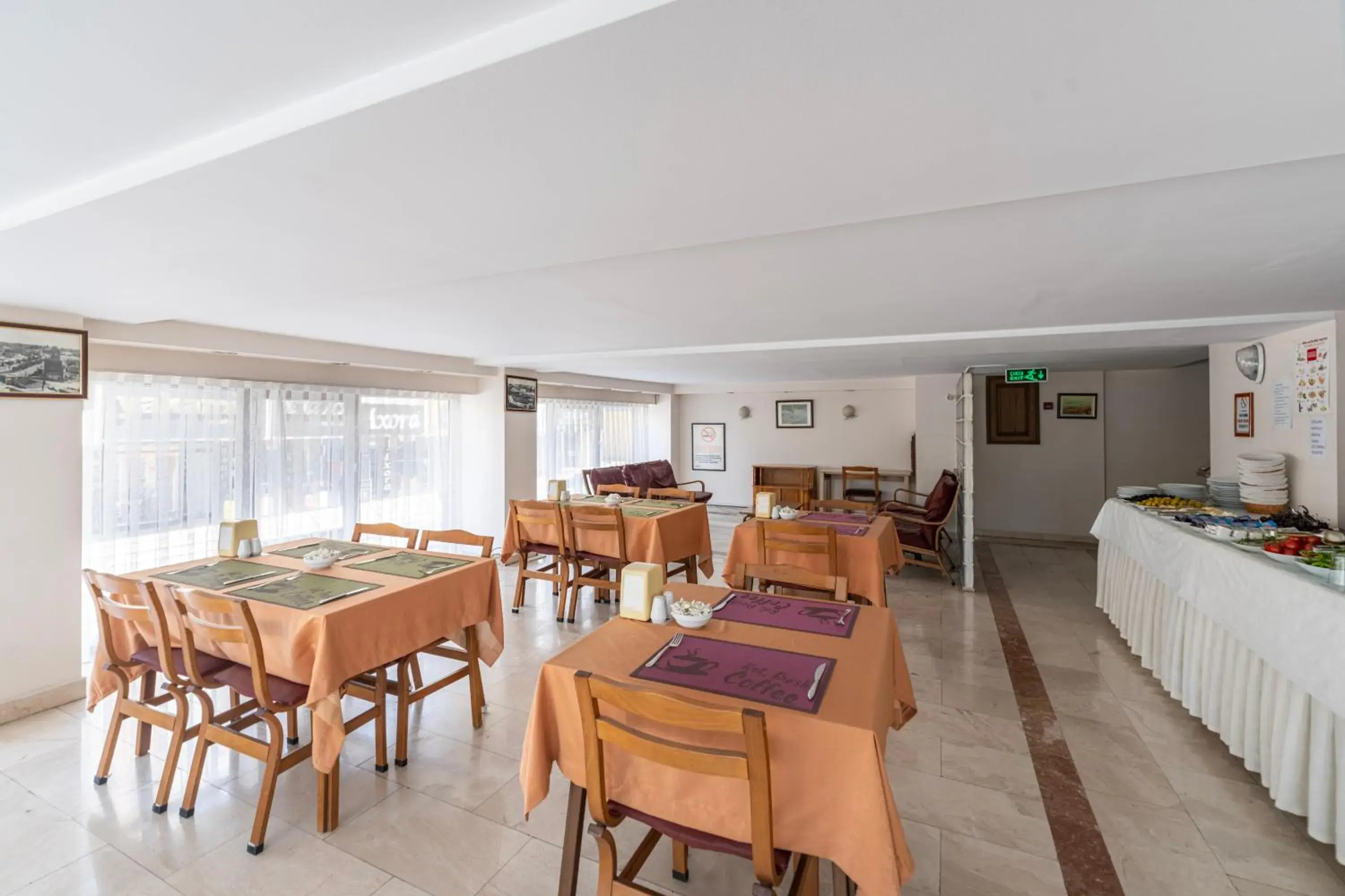 Restaurant/places to eat in Şehir Hotel Restaurant/places to eat in Şehir Hotel