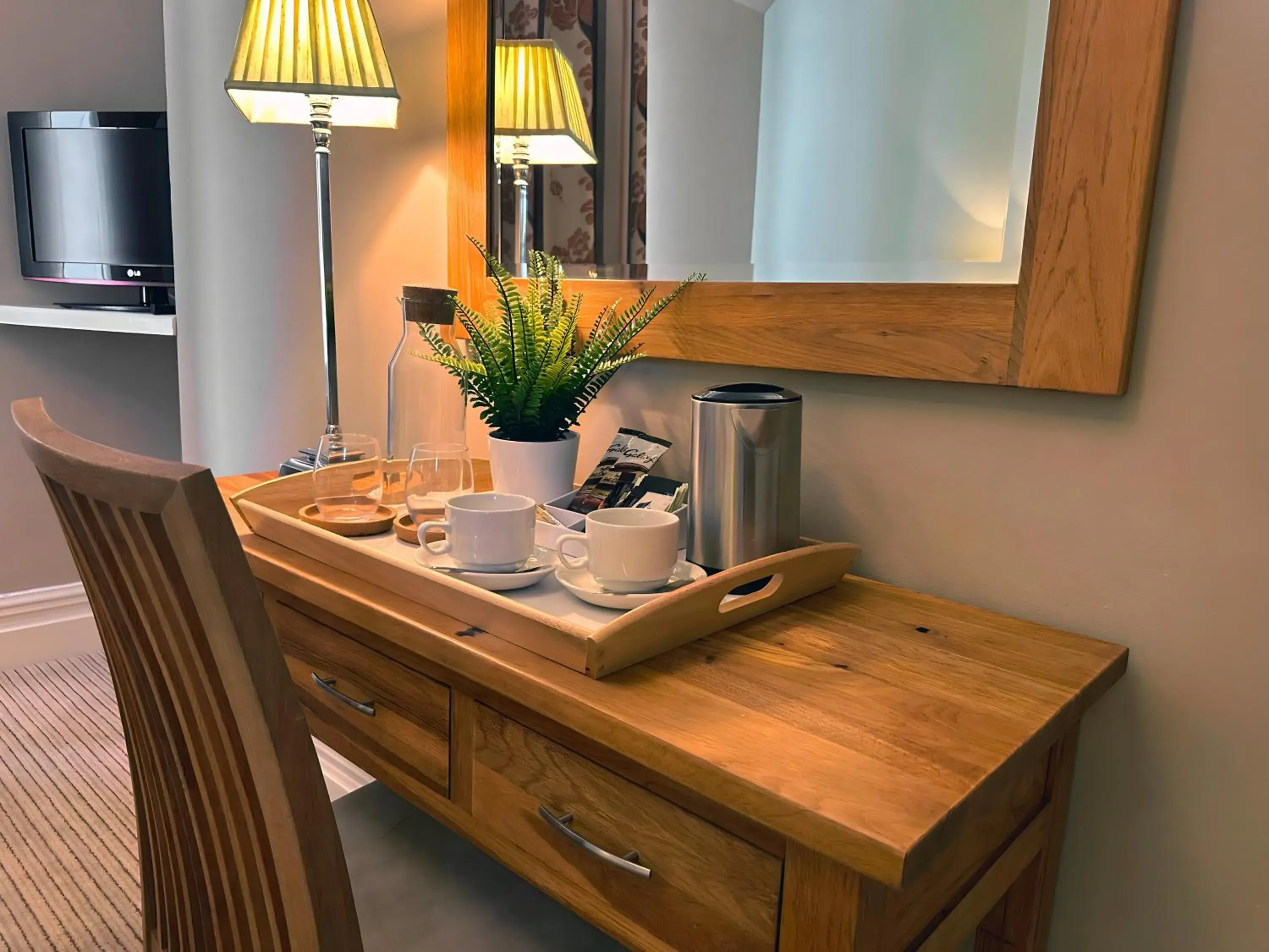 King Room - single occupancy in Station Lounge & Rooms King Room - single occupancy in Station Lounge & Rooms