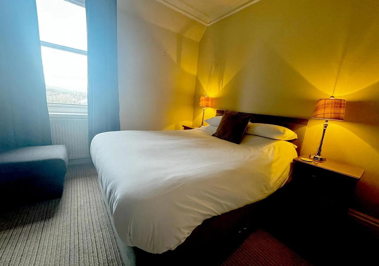 Bed in Station Lounge & Rooms