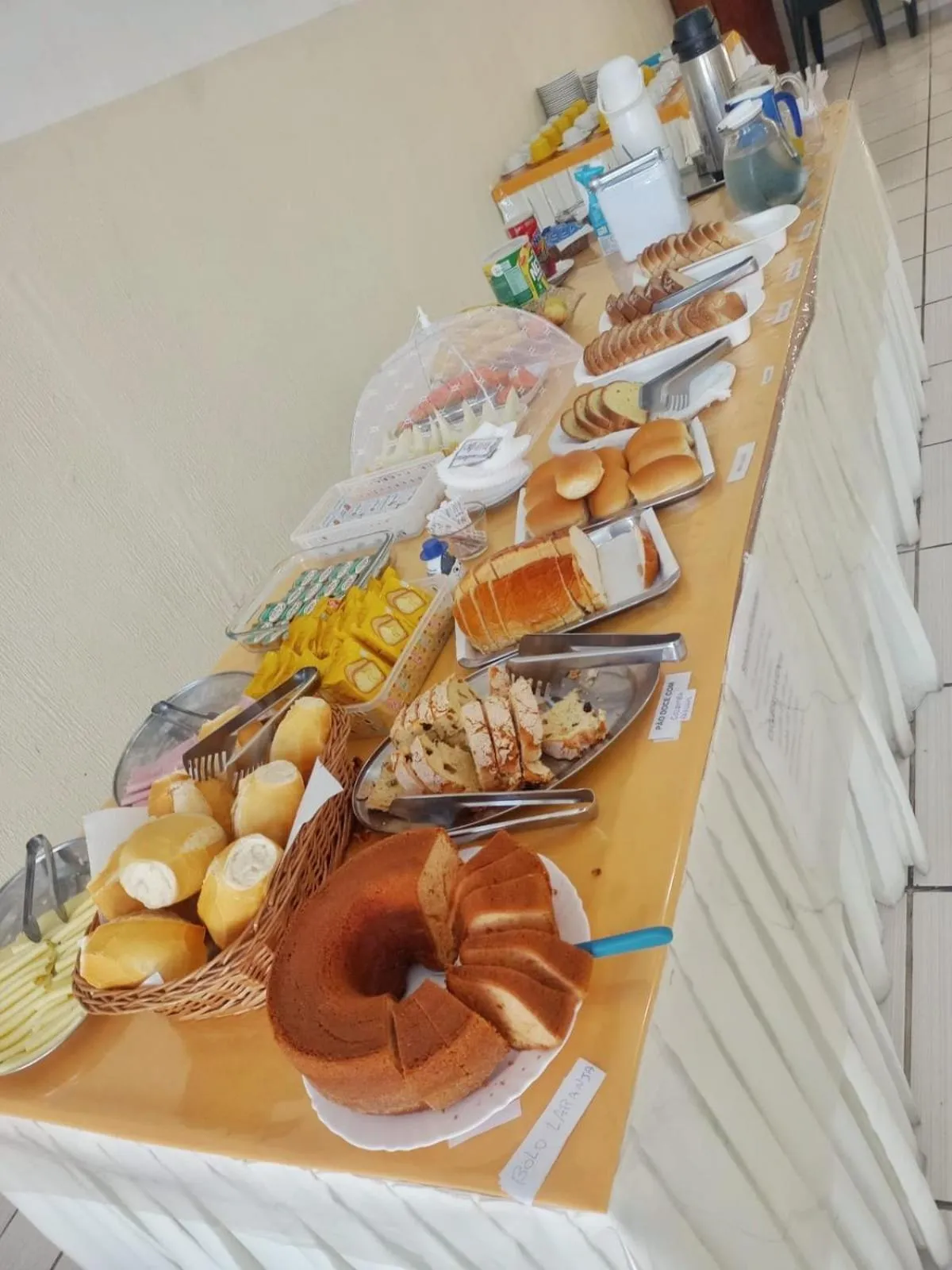 Breakfast in Rial Hotel