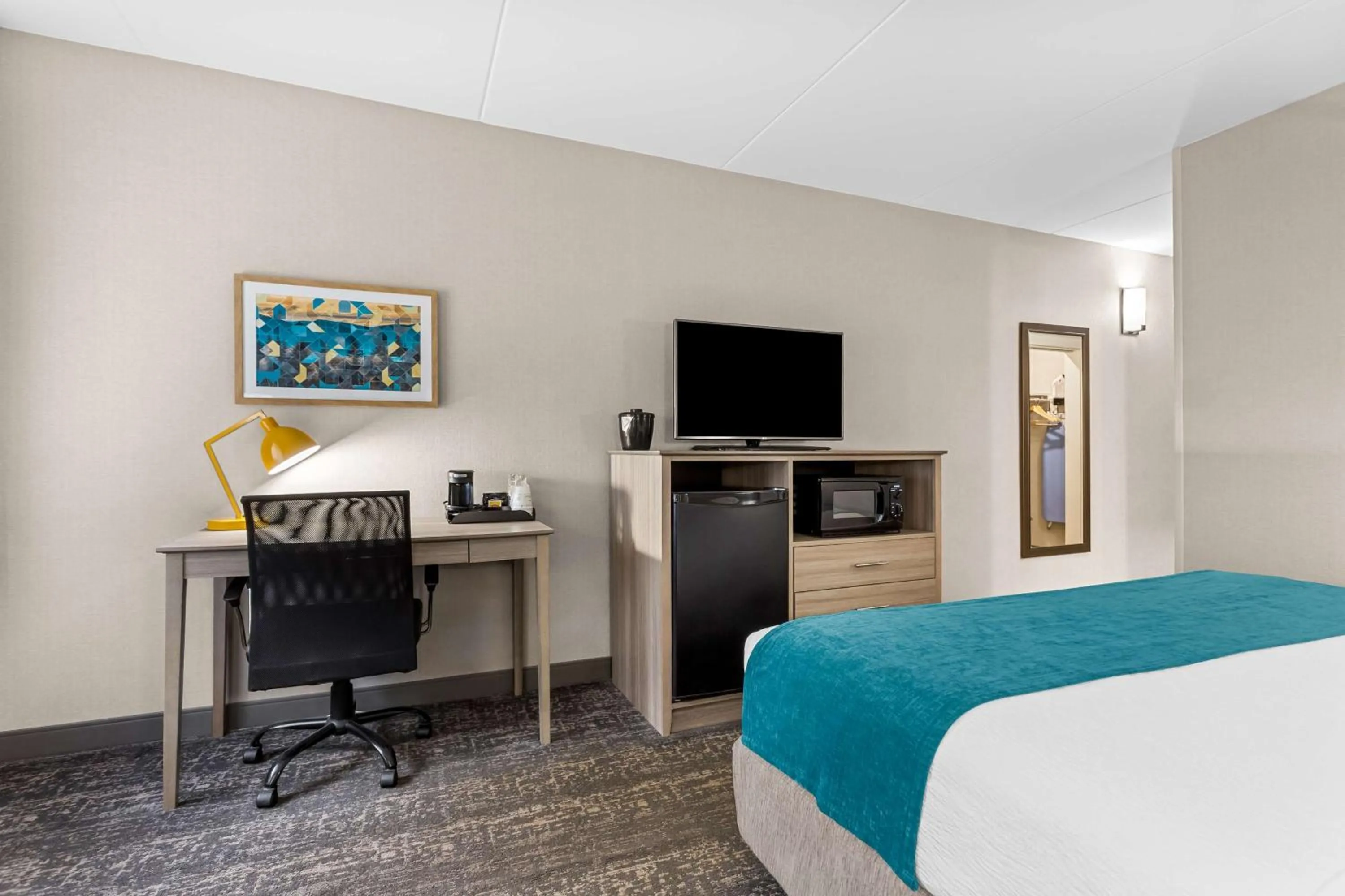 Bedroom, Bed in Best Western West Lebanon-Hanover