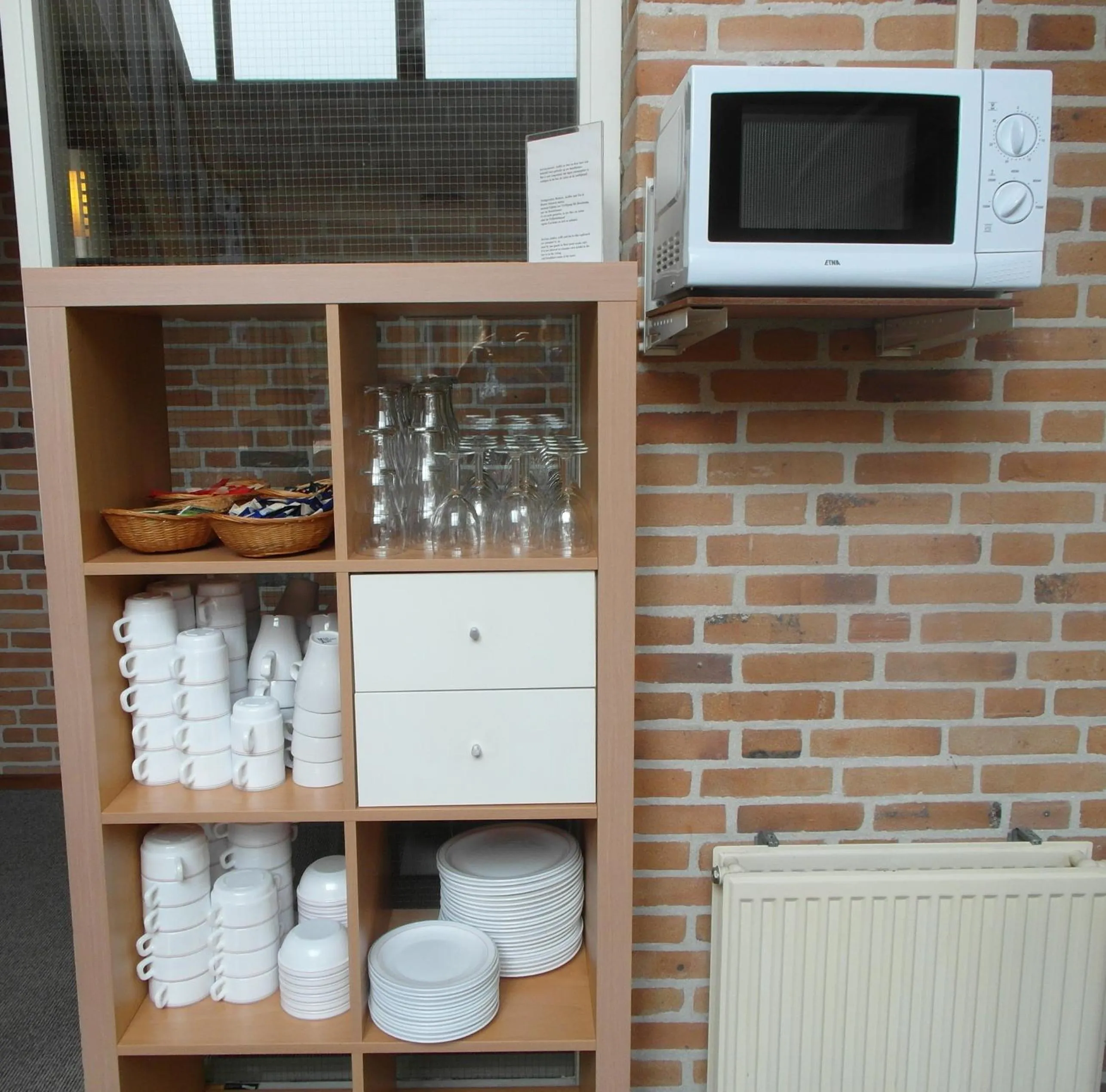 Food and drinks in Strandhotel de Horn