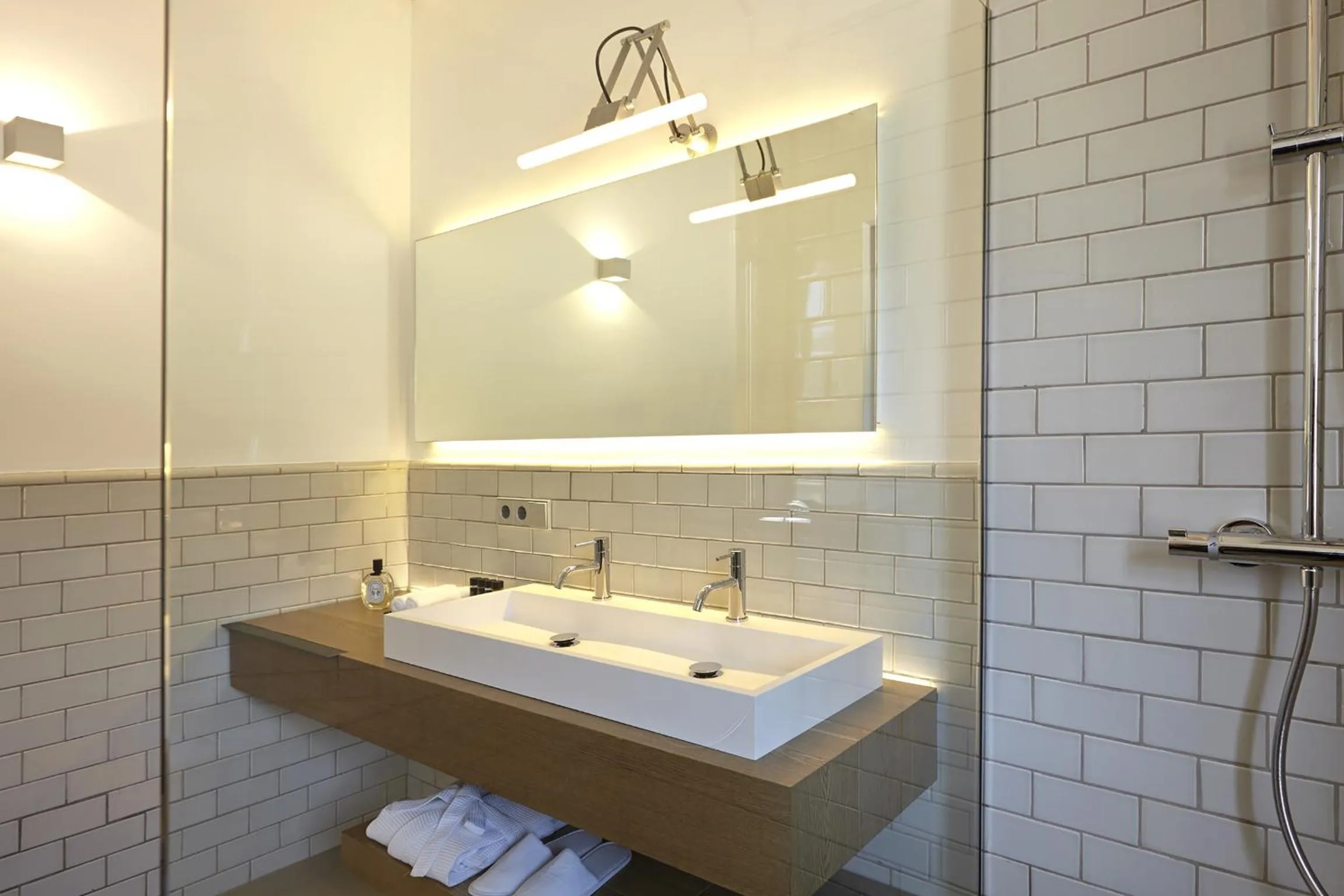 Bathroom in Hotel Mas Lazuli by Fimedhotels