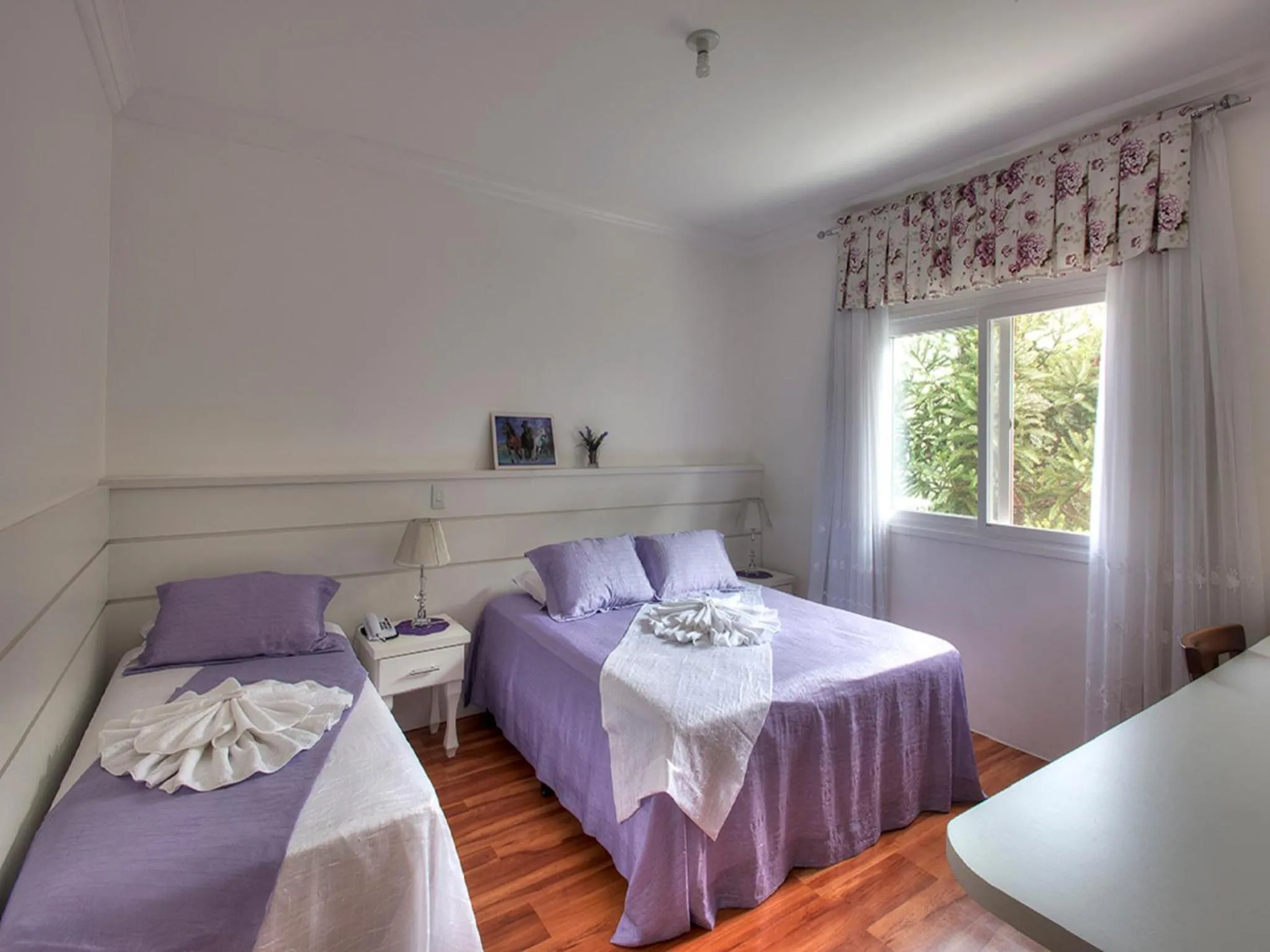 Photo of the whole room, Bed in Pousada Perfume de Canela
