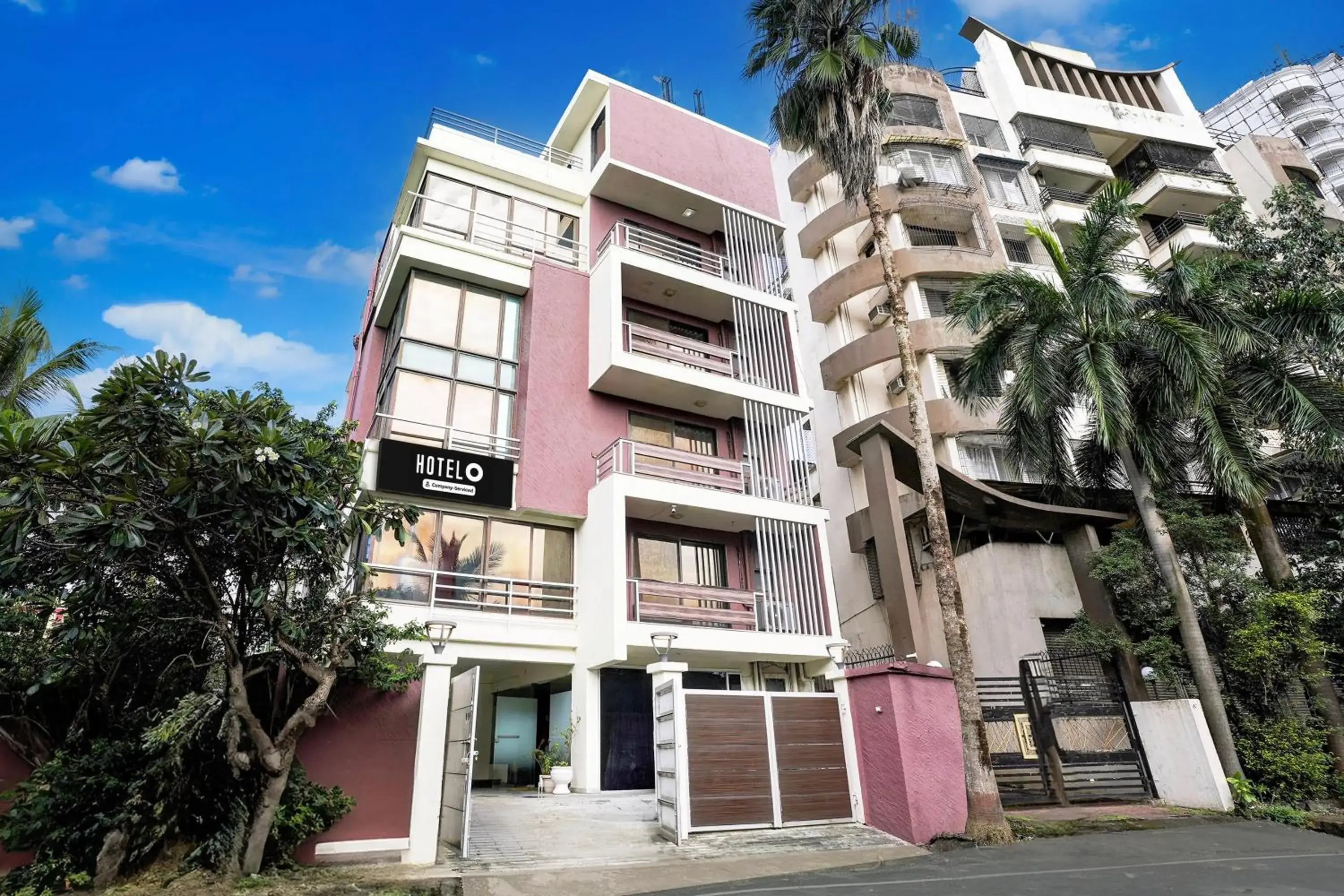 Facade/entrance in Super Hotel O Seawoods Near Palm Beach Road Formerly Sai Roop Facade/entrance in Super Hotel O Seawoods Near Palm Beach Road Formerly Sai Roop