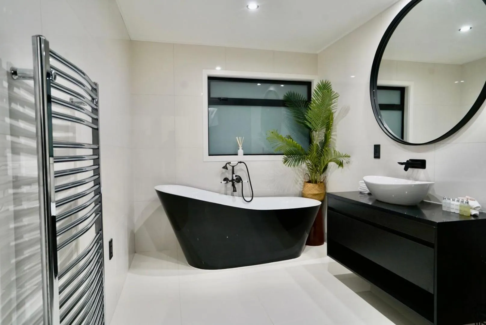 Three-Bedroom House in A Dreamed Home Away From Home