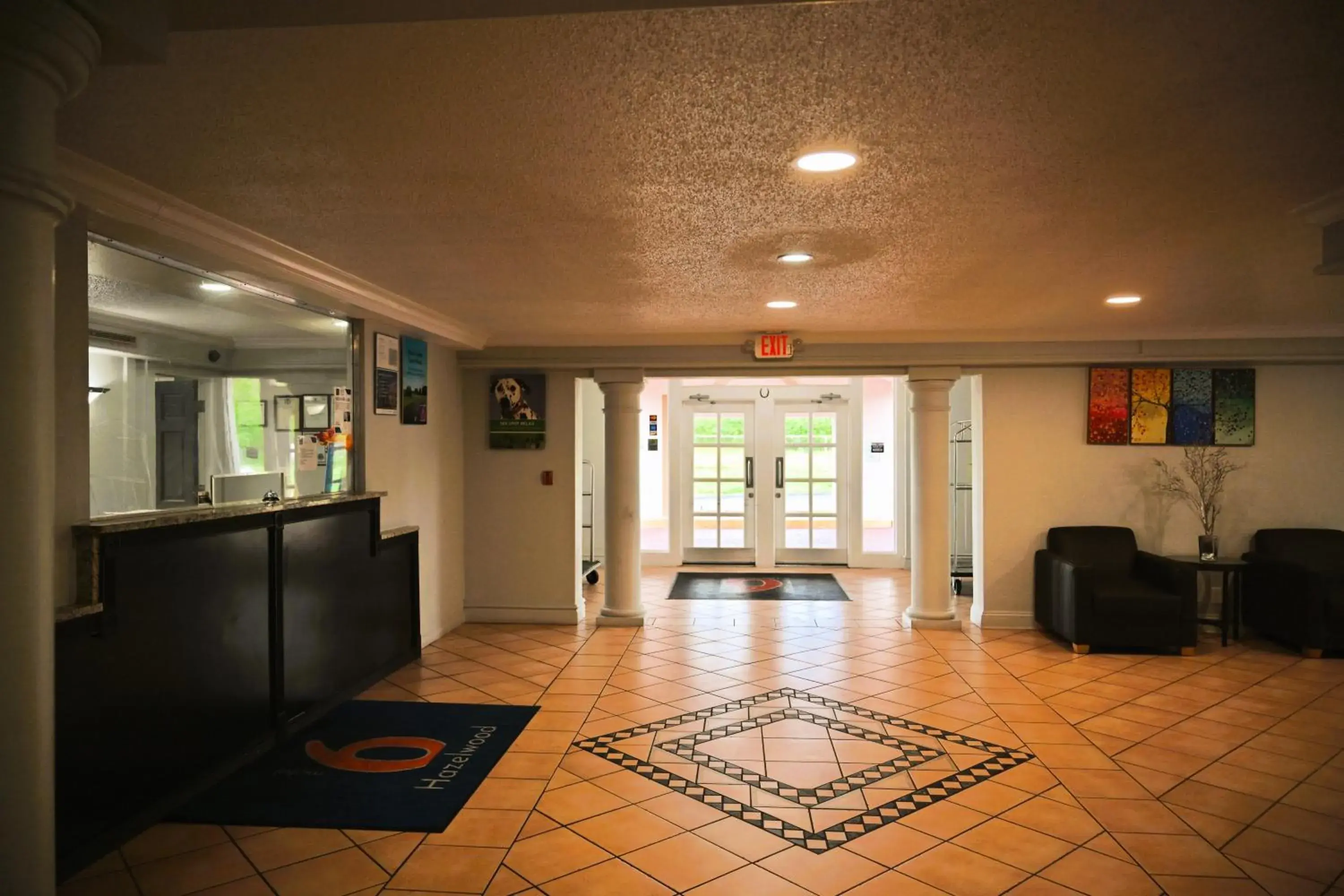Lobby or reception in Motel 6-Hazelwood, MO Lobby or reception in Motel 6-Hazelwood, MO