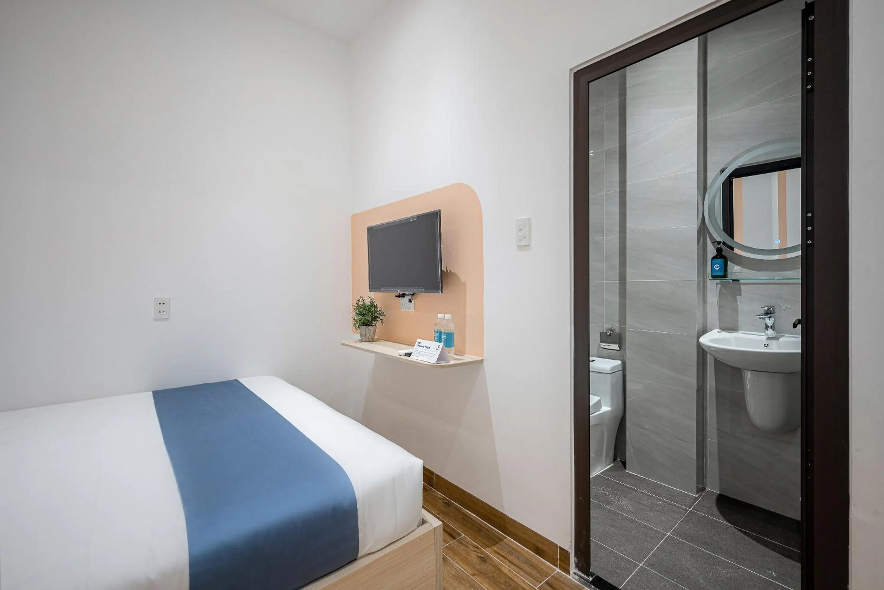 Bed in DreamHome - Sunset