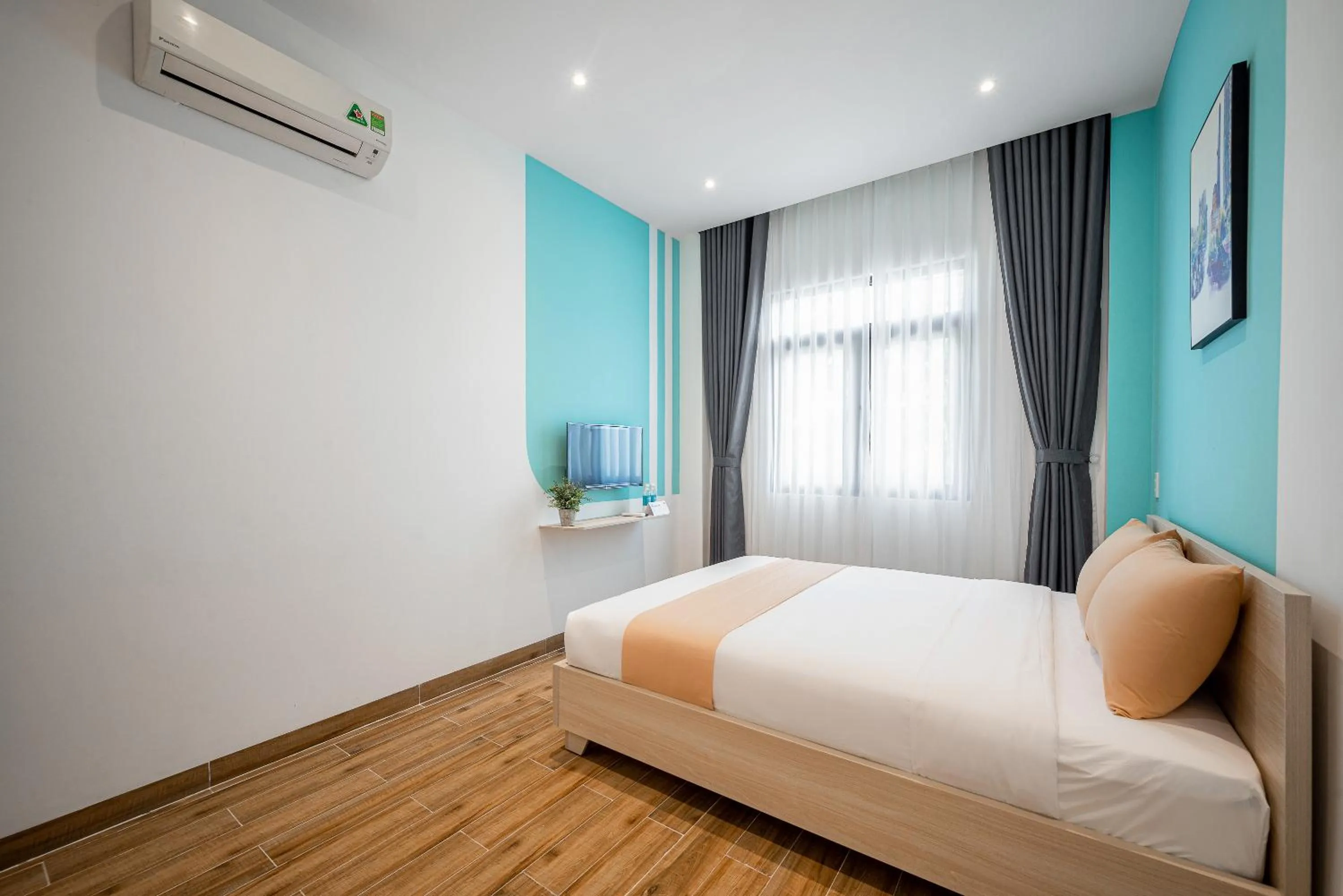 Bed in DreamHome - Sunset