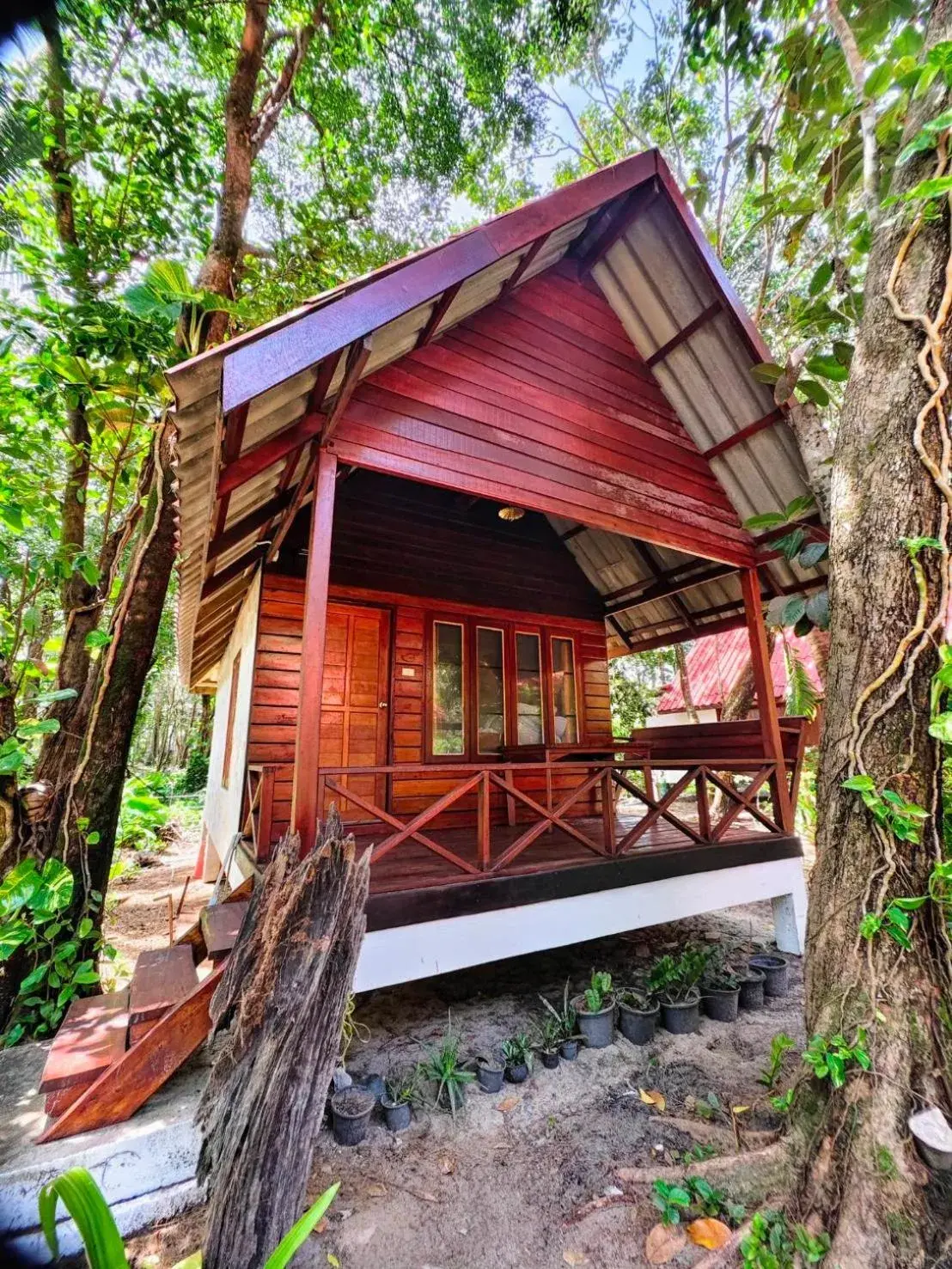 Property building in Ziggy Stardust Property building in Ziggy Stardust