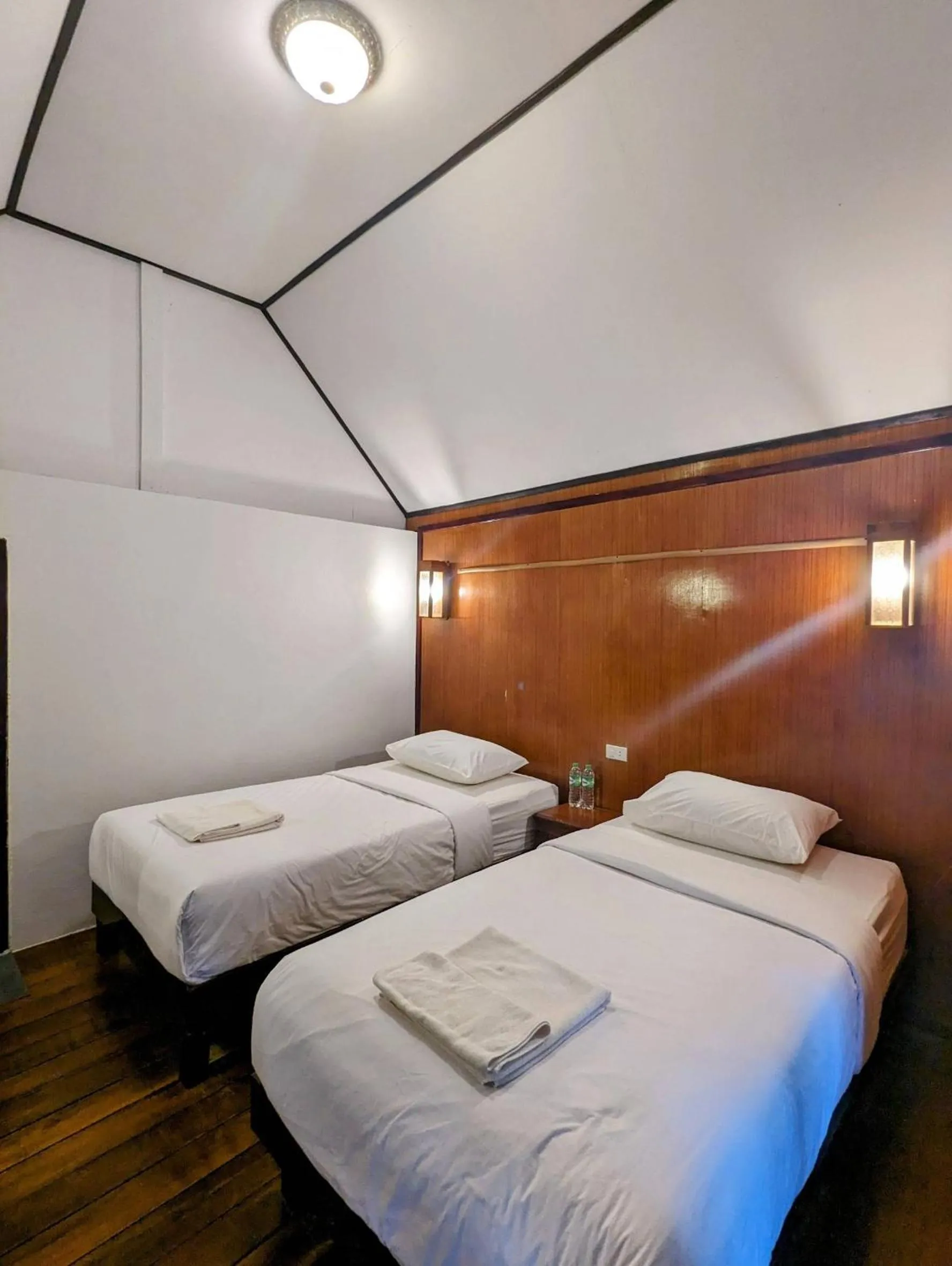 Bed in Ziggy Stardust