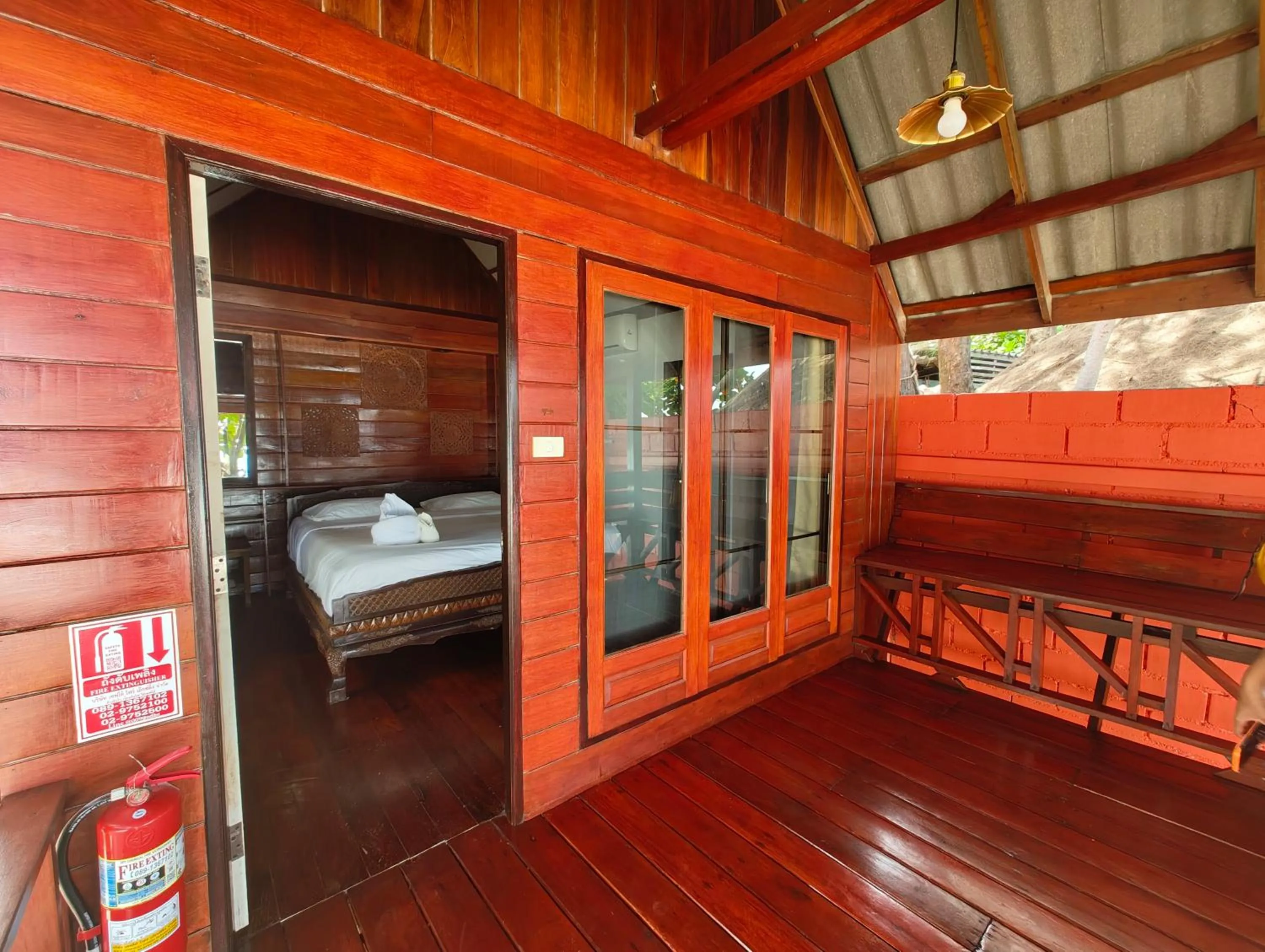 Bed in Ziggy Stardust