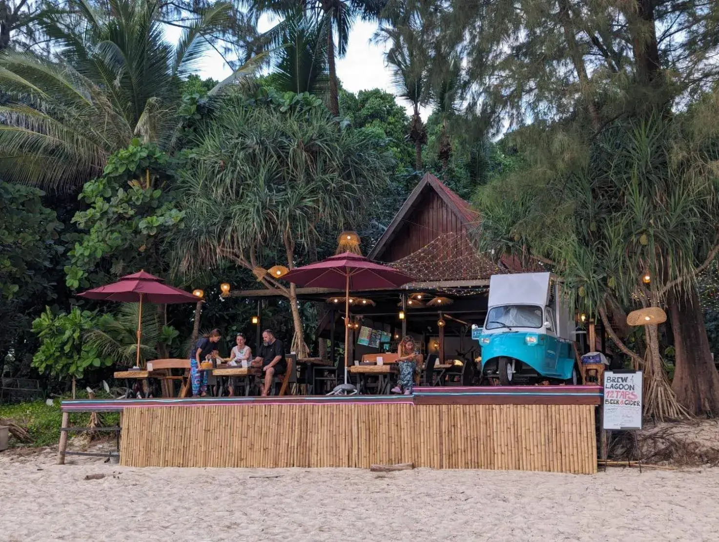 Restaurant/places to eat in Ziggy Stardust Restaurant/places to eat in Ziggy Stardust