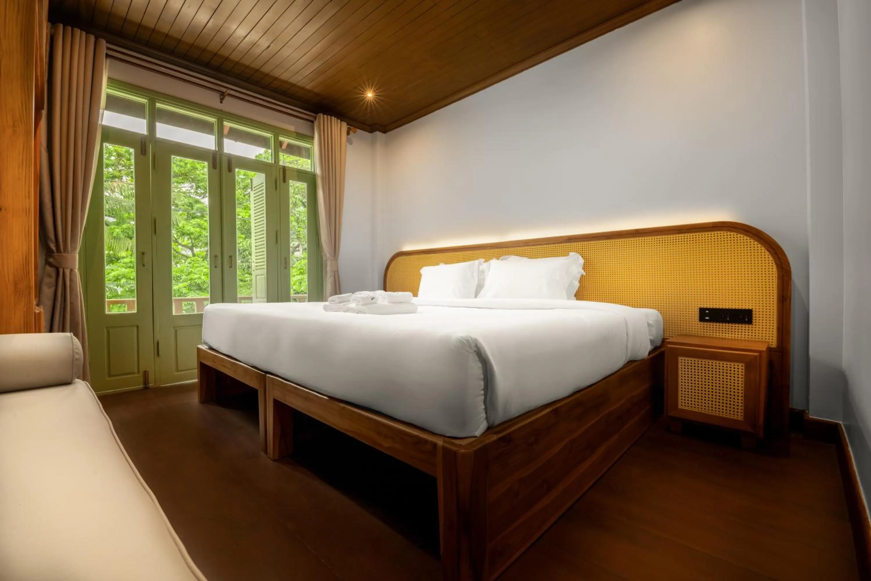 Bedroom, Bed in Nava Luang Prabang Hotel