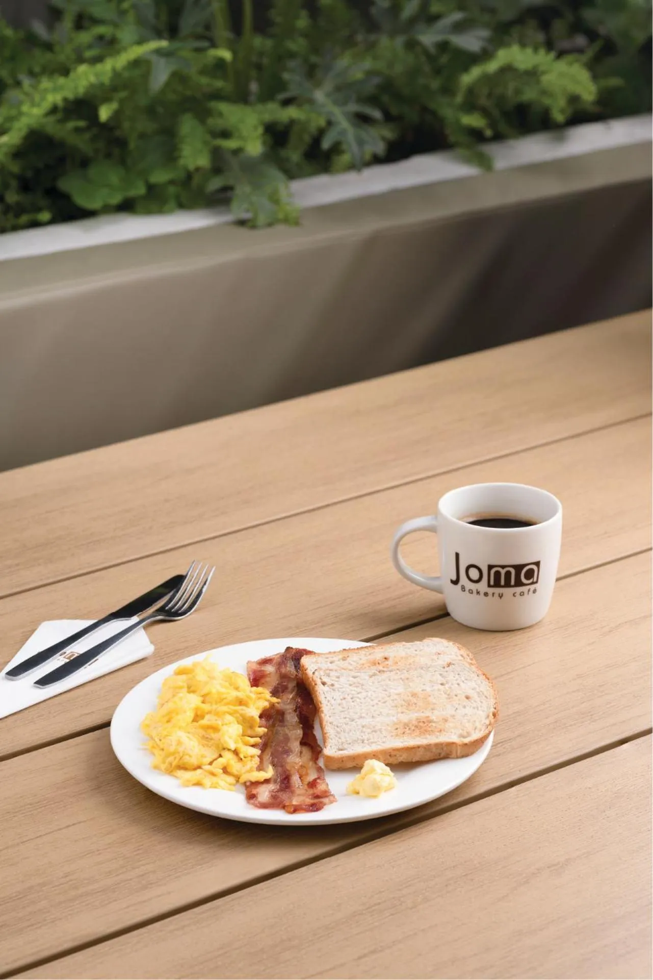 Food and drinks in Nava Luang Prabang Hotel