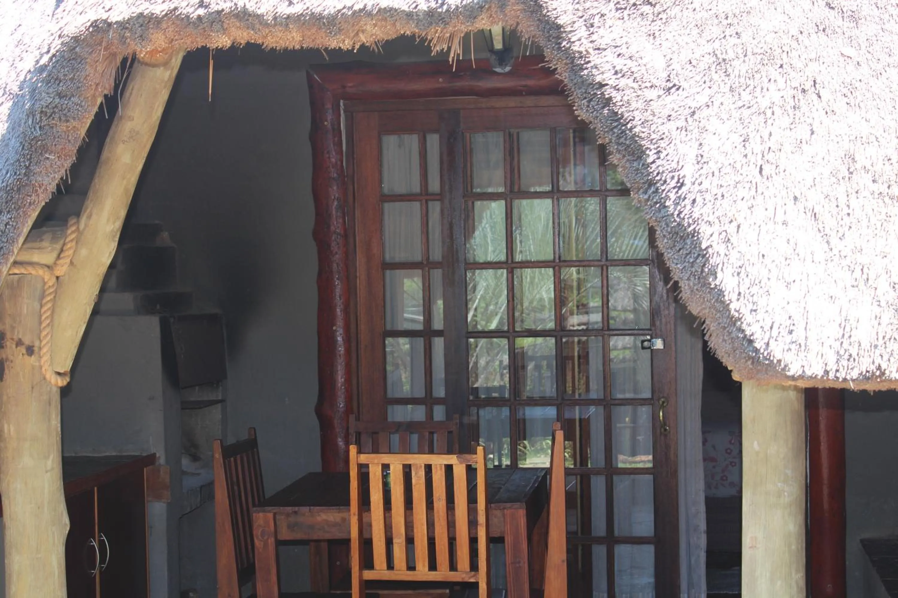 Emahlathini Guest Farm