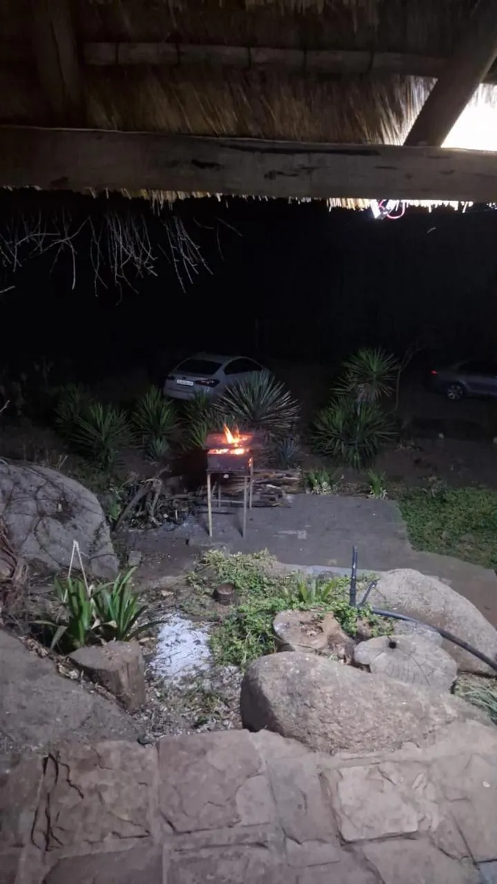 Emahlathini Guest Farm