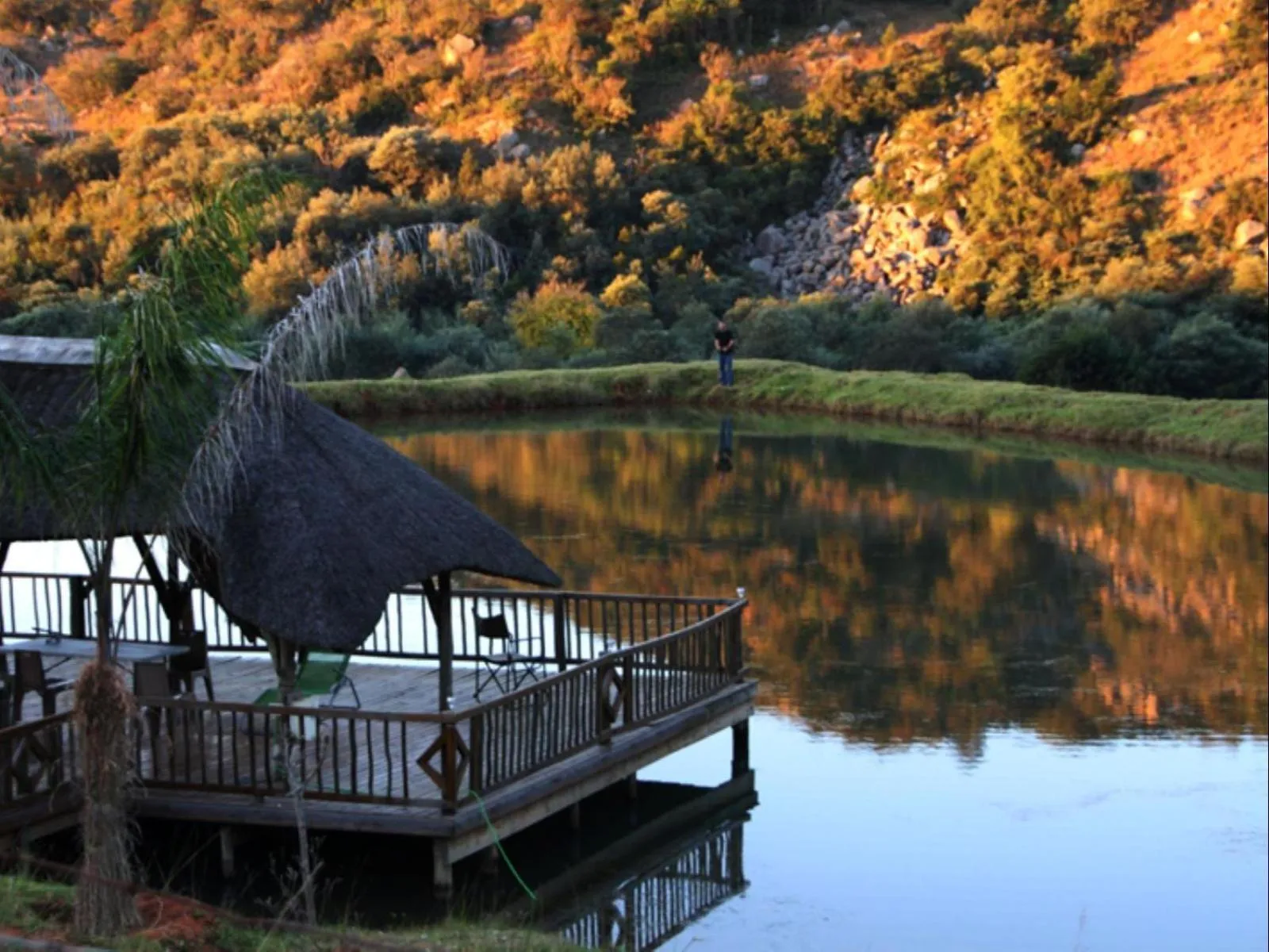Lake view in Emahlathini Guest Farm