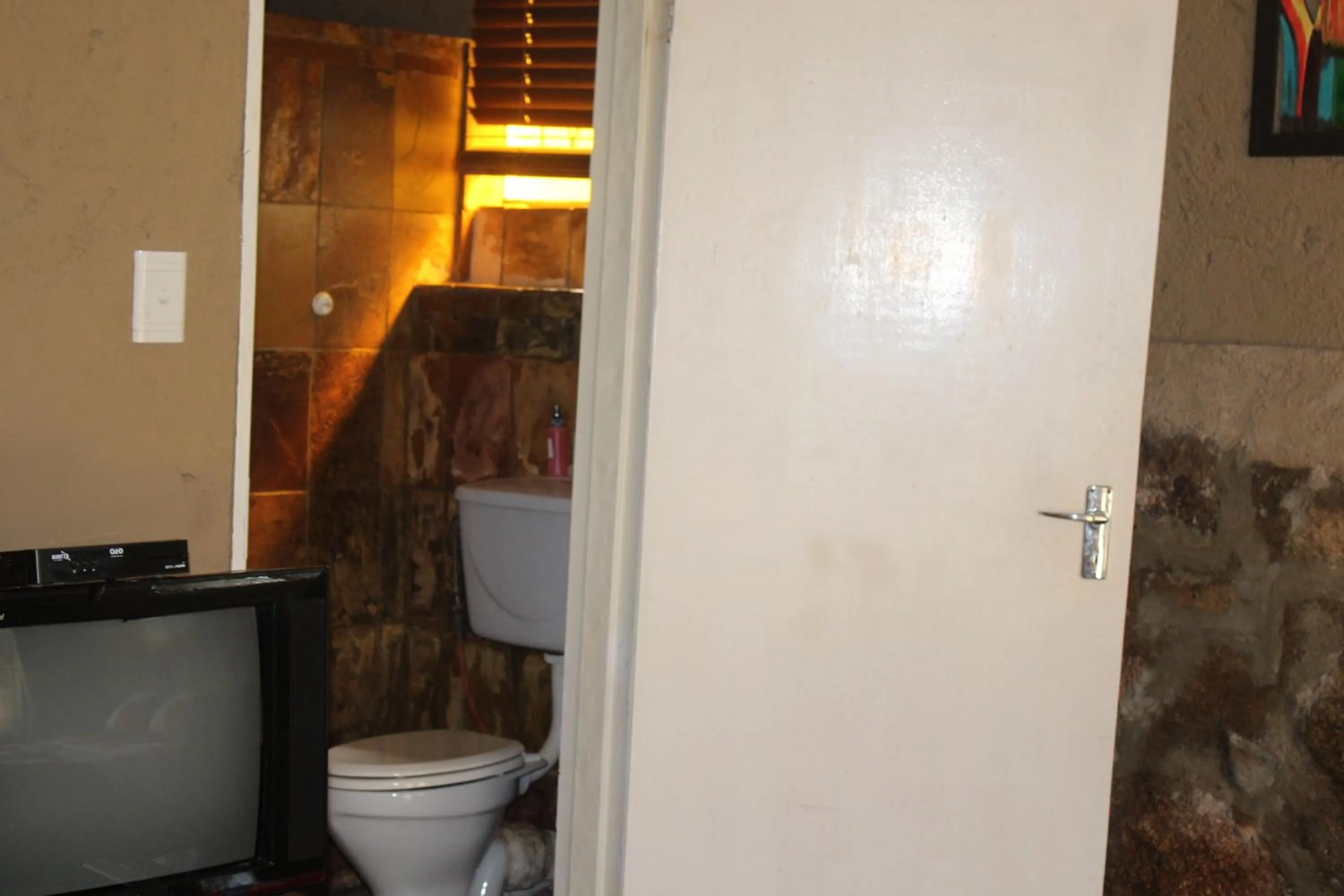 Emahlathini Guest Farm