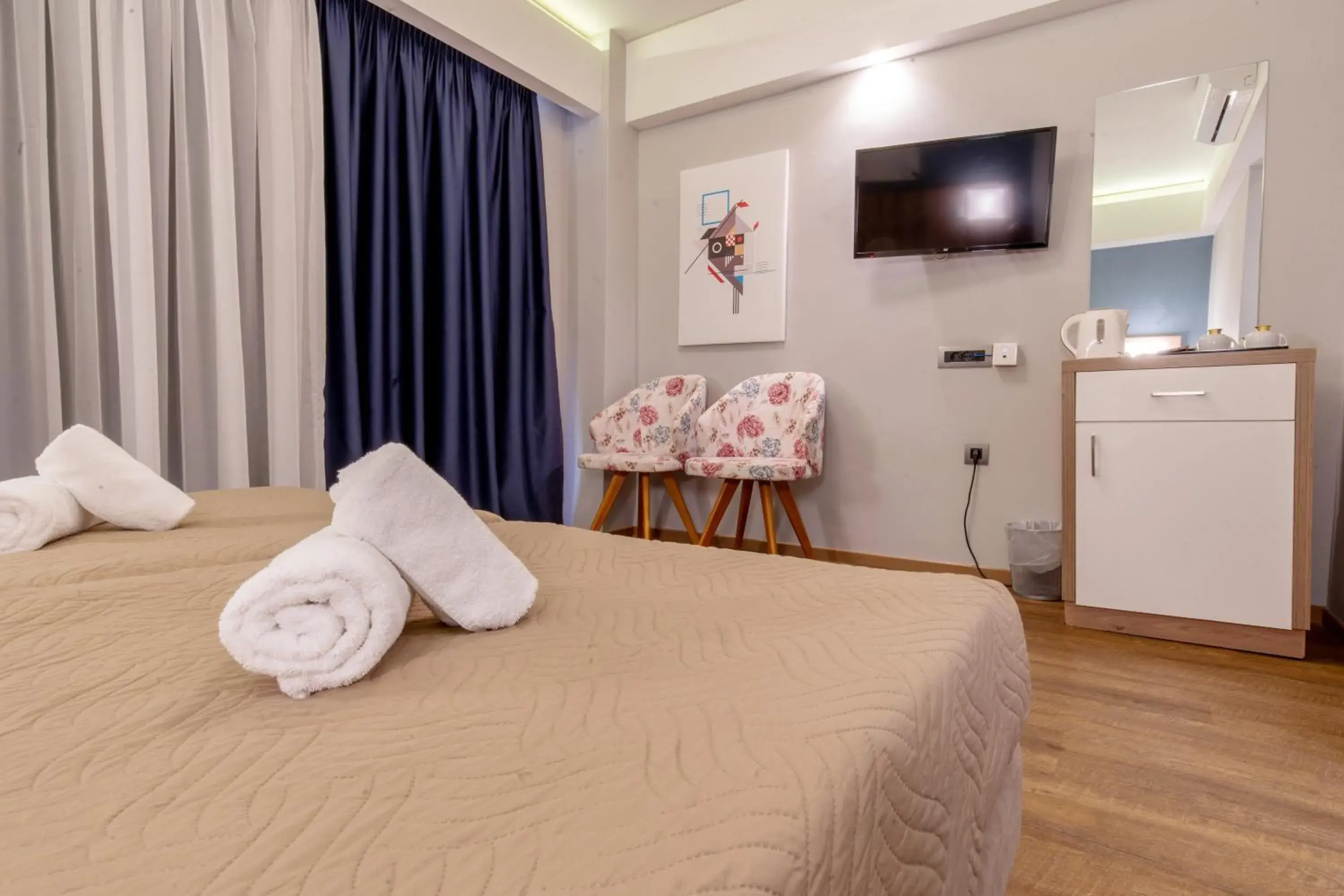 Bed in Sunny Days Hotel Bed in Sunny Days Hotel