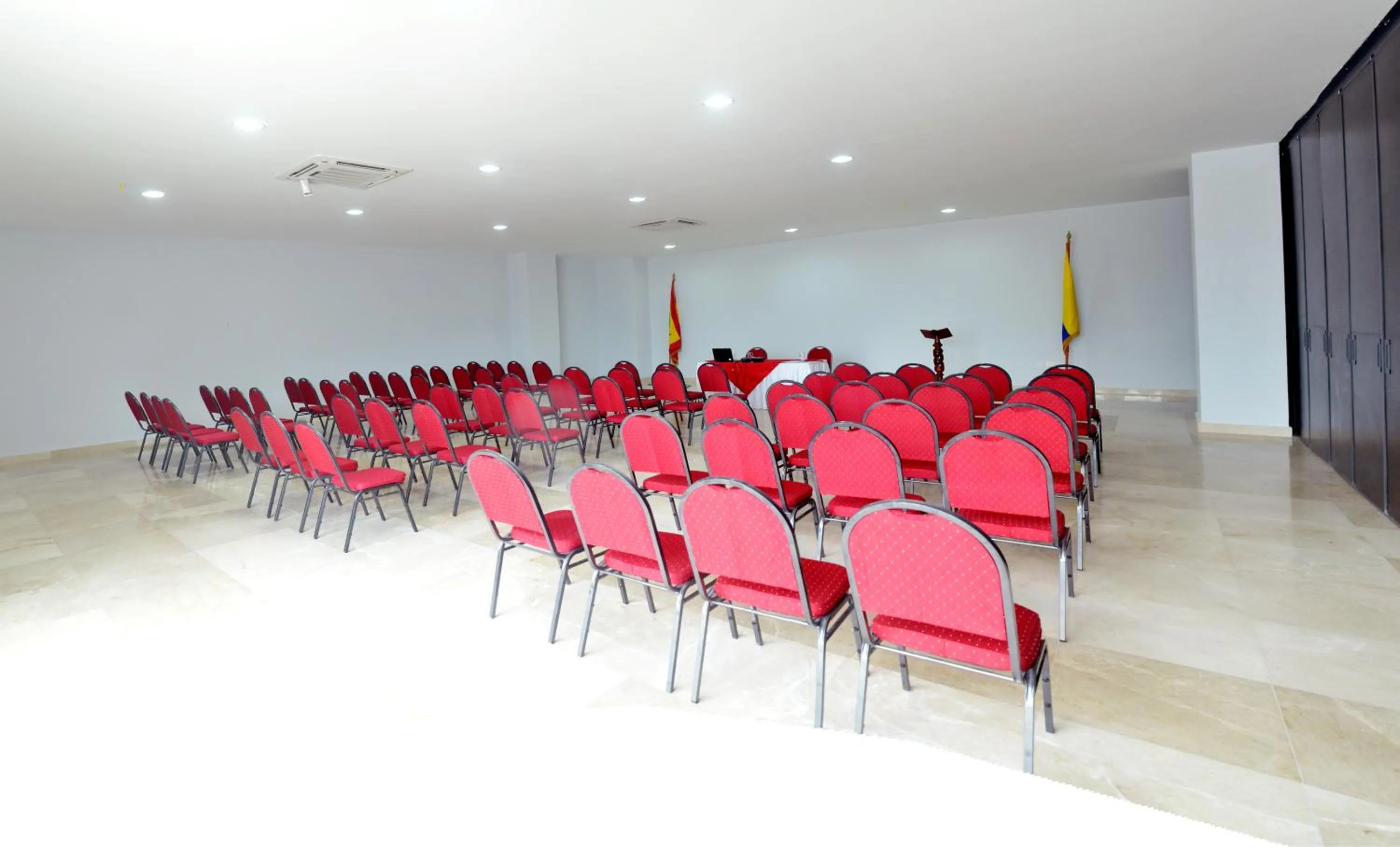 Banquet/Function facilities in Hotel Suite Continental