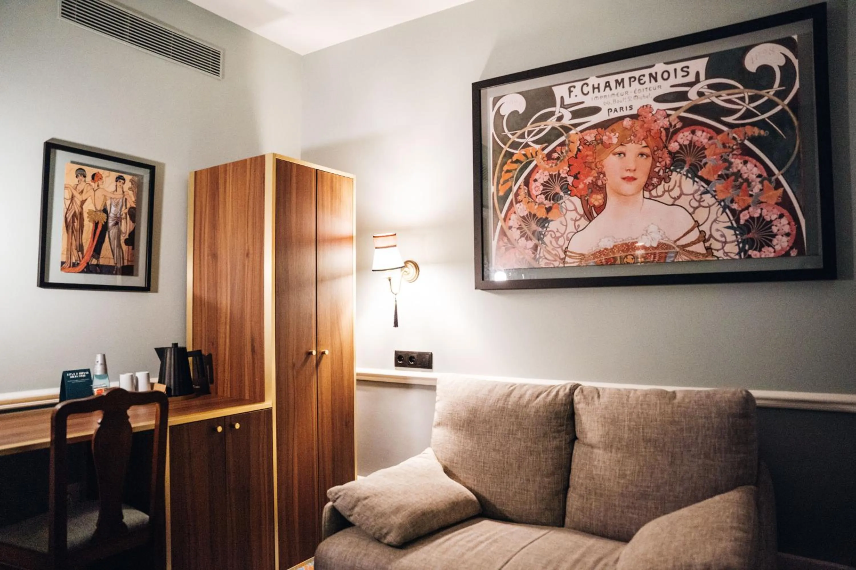 GRANDE HOTEL PARIS by STAY HOTELS