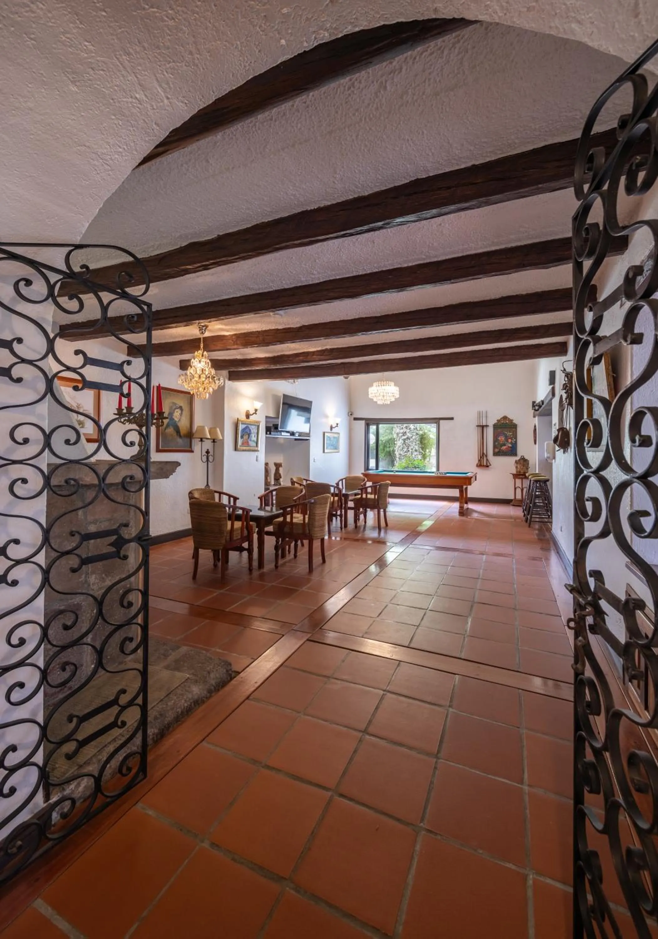 Lounge or bar in San Jose de Puembo Quito Airport, an Ascend Collection Hotel