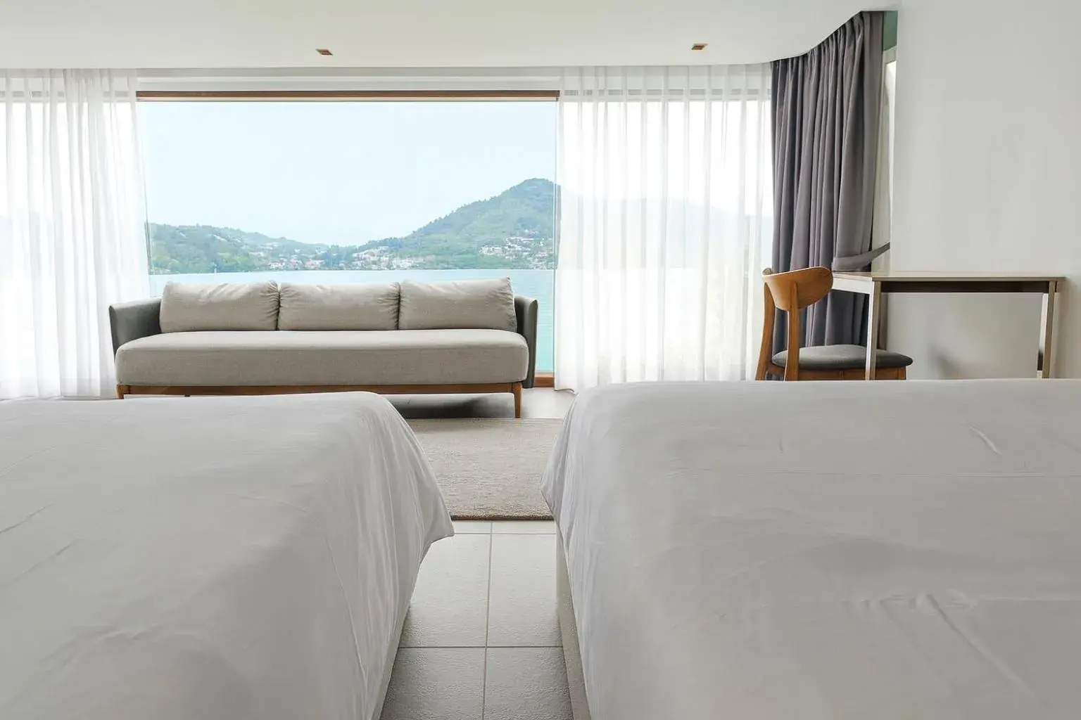 Bedroom, Bed in Villa Nevaeh - Ocean Front Private Villa Kamala Beach Bedroom, Bed in Villa Nevaeh - Ocean Front Private Villa Kamala Beach