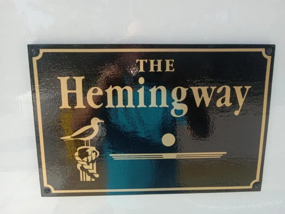 Facade/entrance in Treasure Harbor