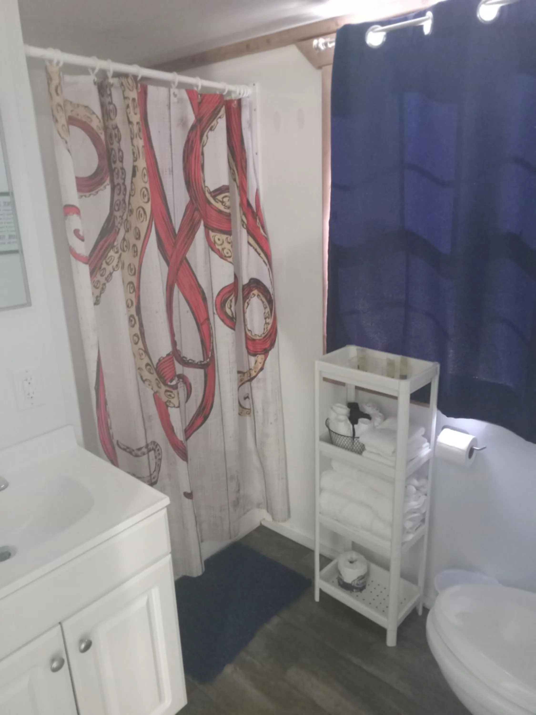 Bathroom in Treasure Harbor