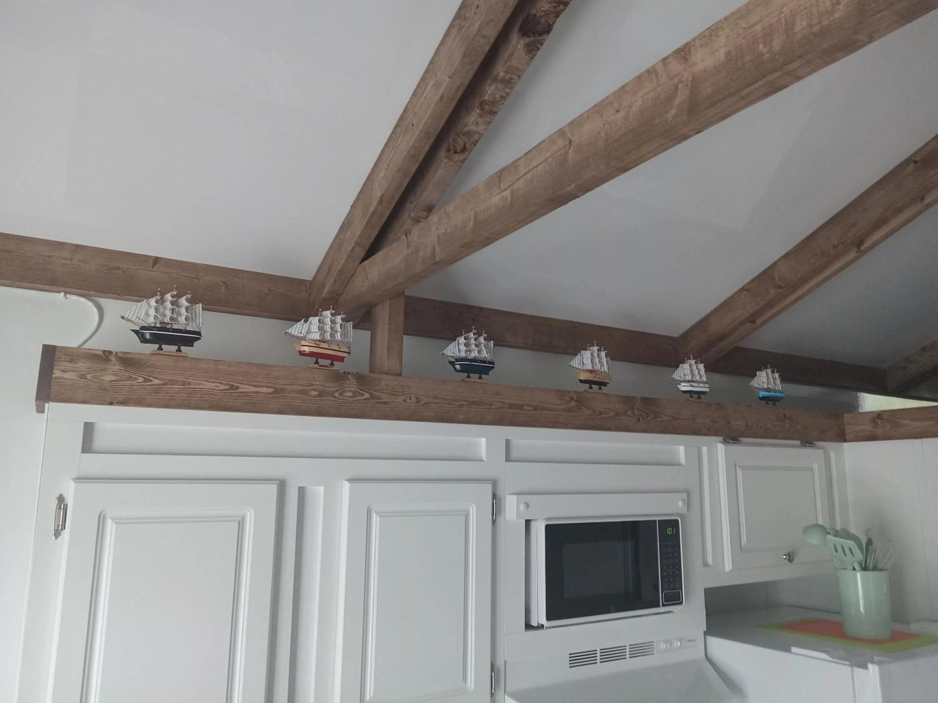 kitchen in Treasure Harbor