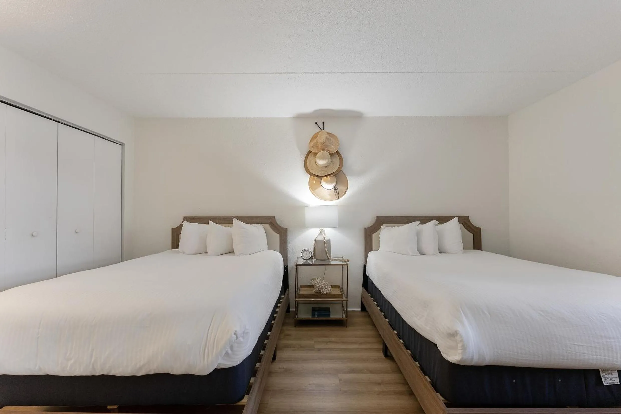 Bed in Beachcomber Resort