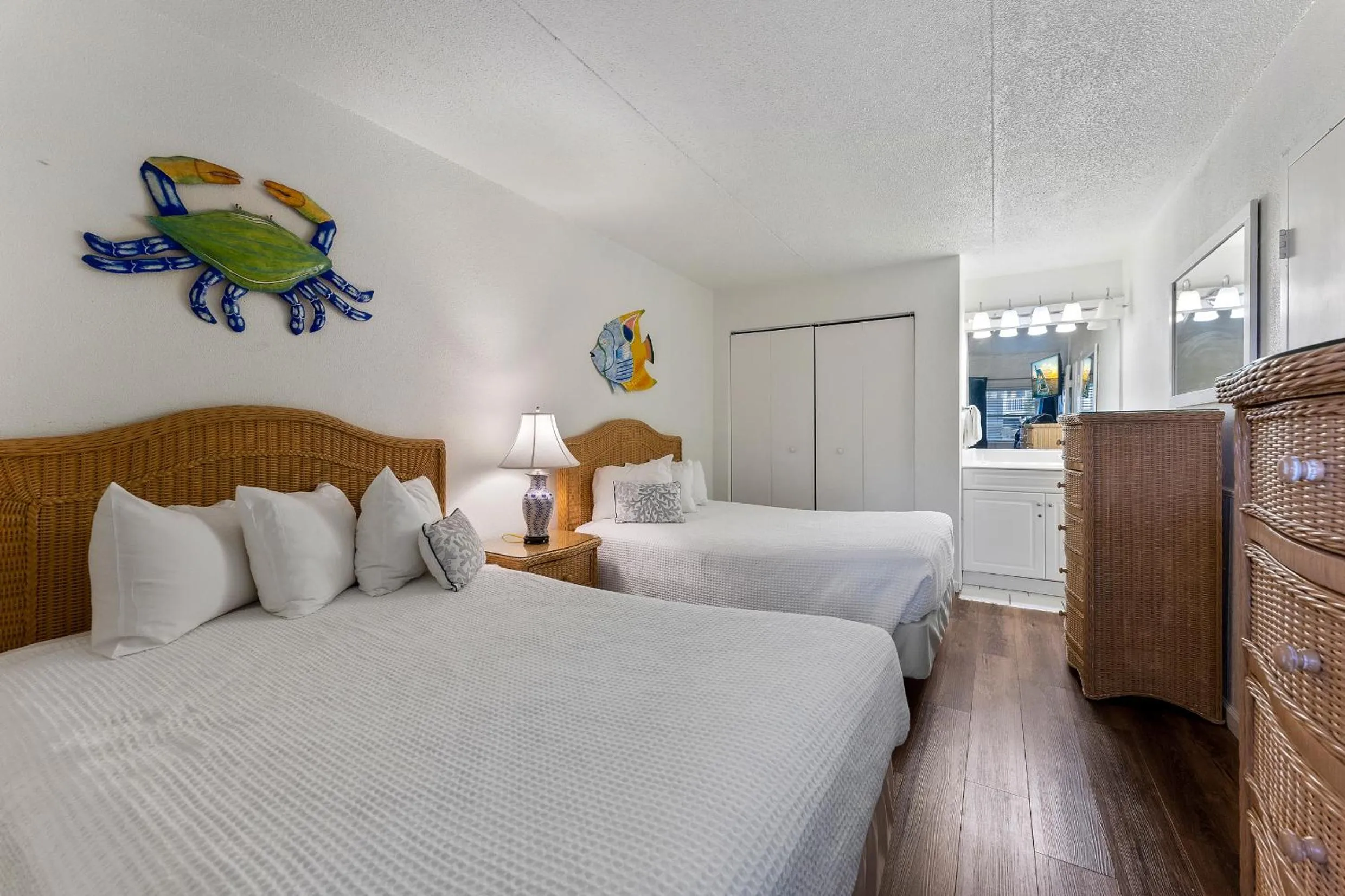 Bed in Beachcomber Resort