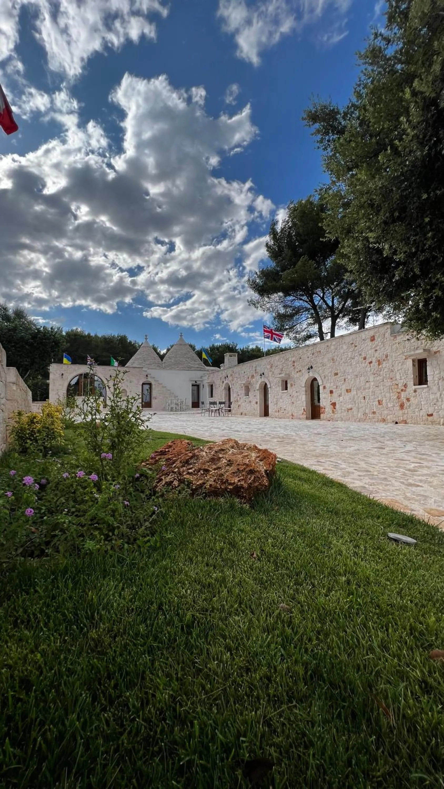 Property building in Locazione turistica il boschetto