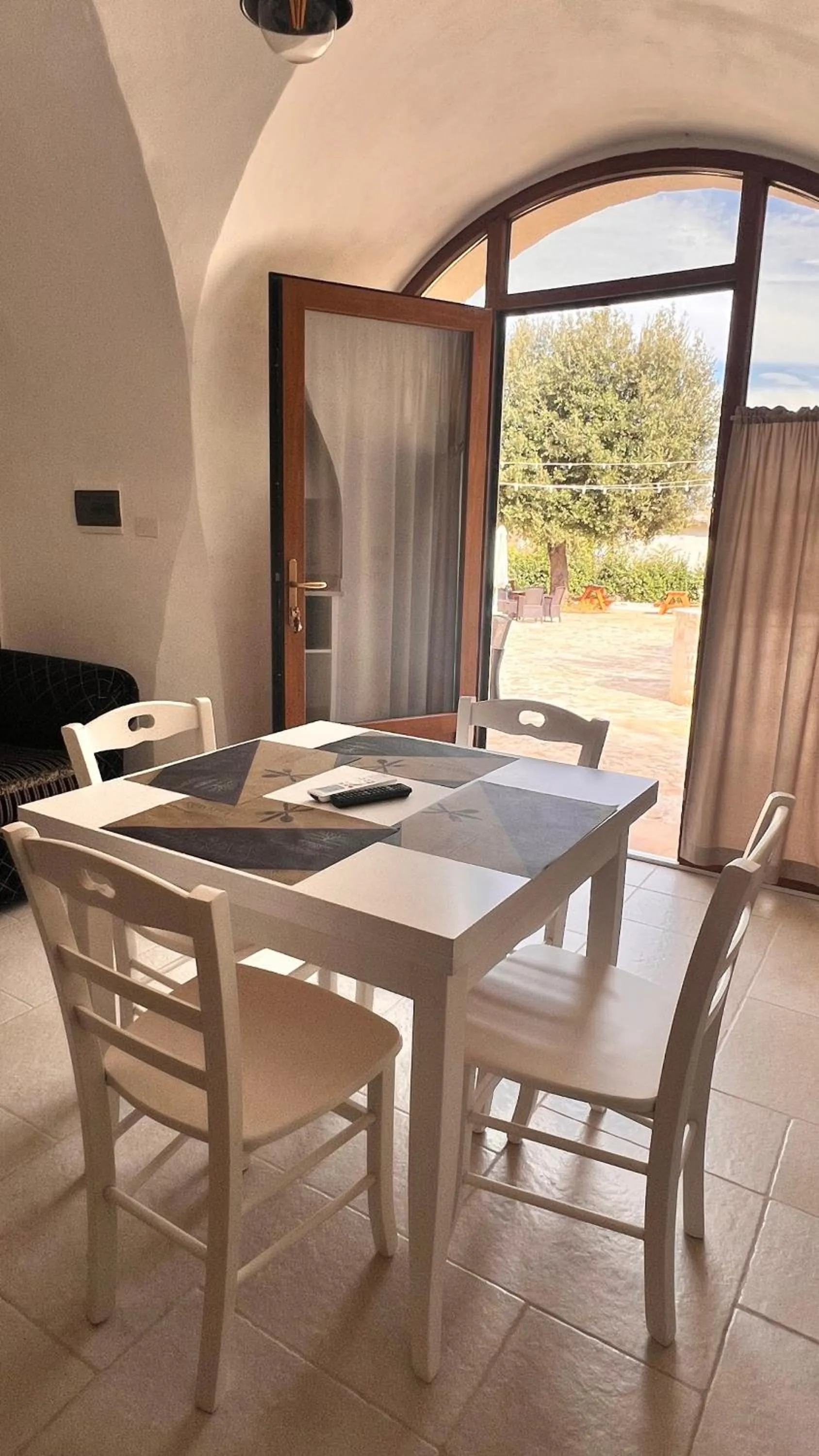 Dining area in Locazione turistica il boschetto