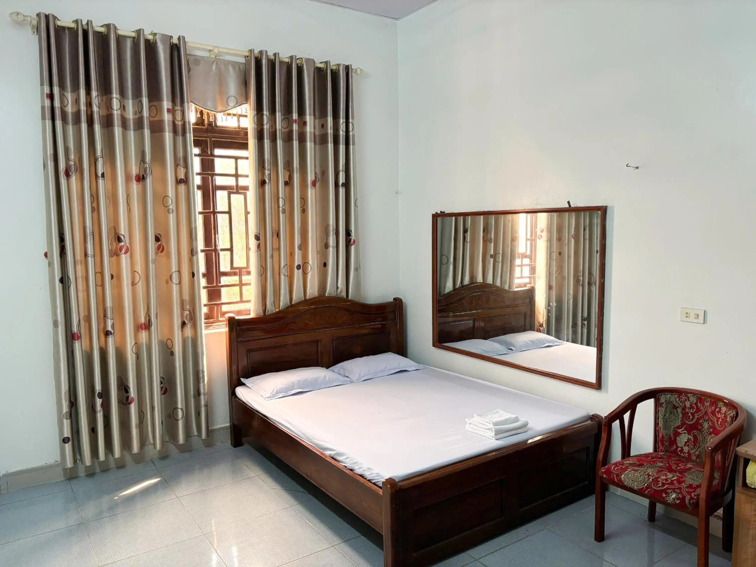 Bed in Minh Tâm Hotel ( Nhà Nghỉ Minh Tâm )