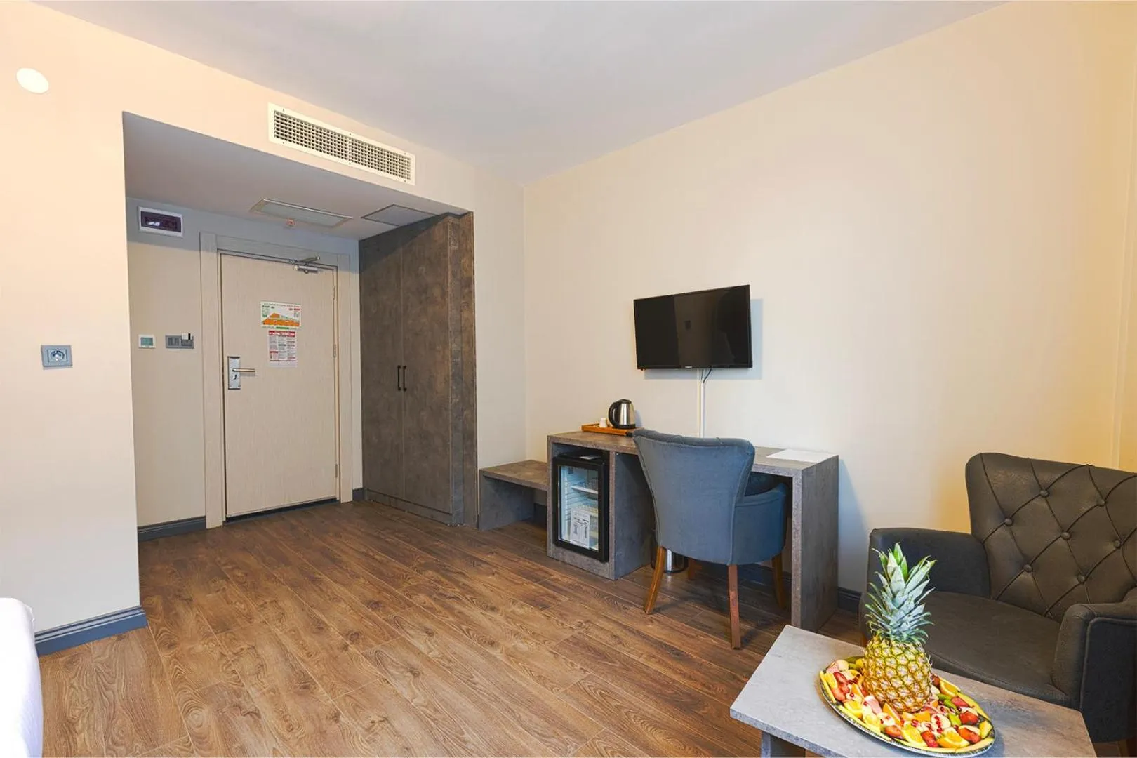 TV and multimedia in Grand royal hotel