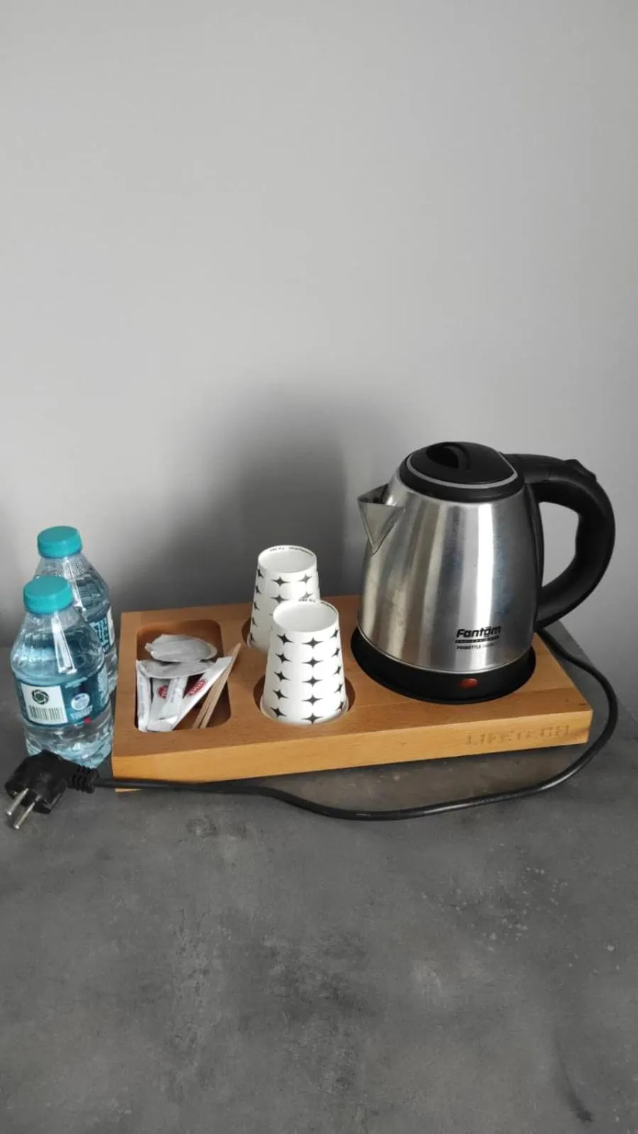 Coffee/tea facilities in Grand royal hotel