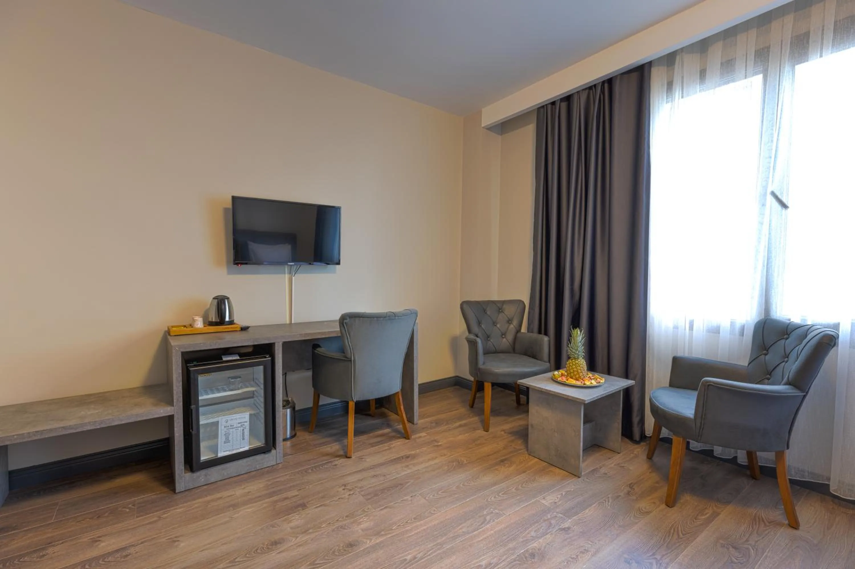 TV and multimedia in Grand royal hotel