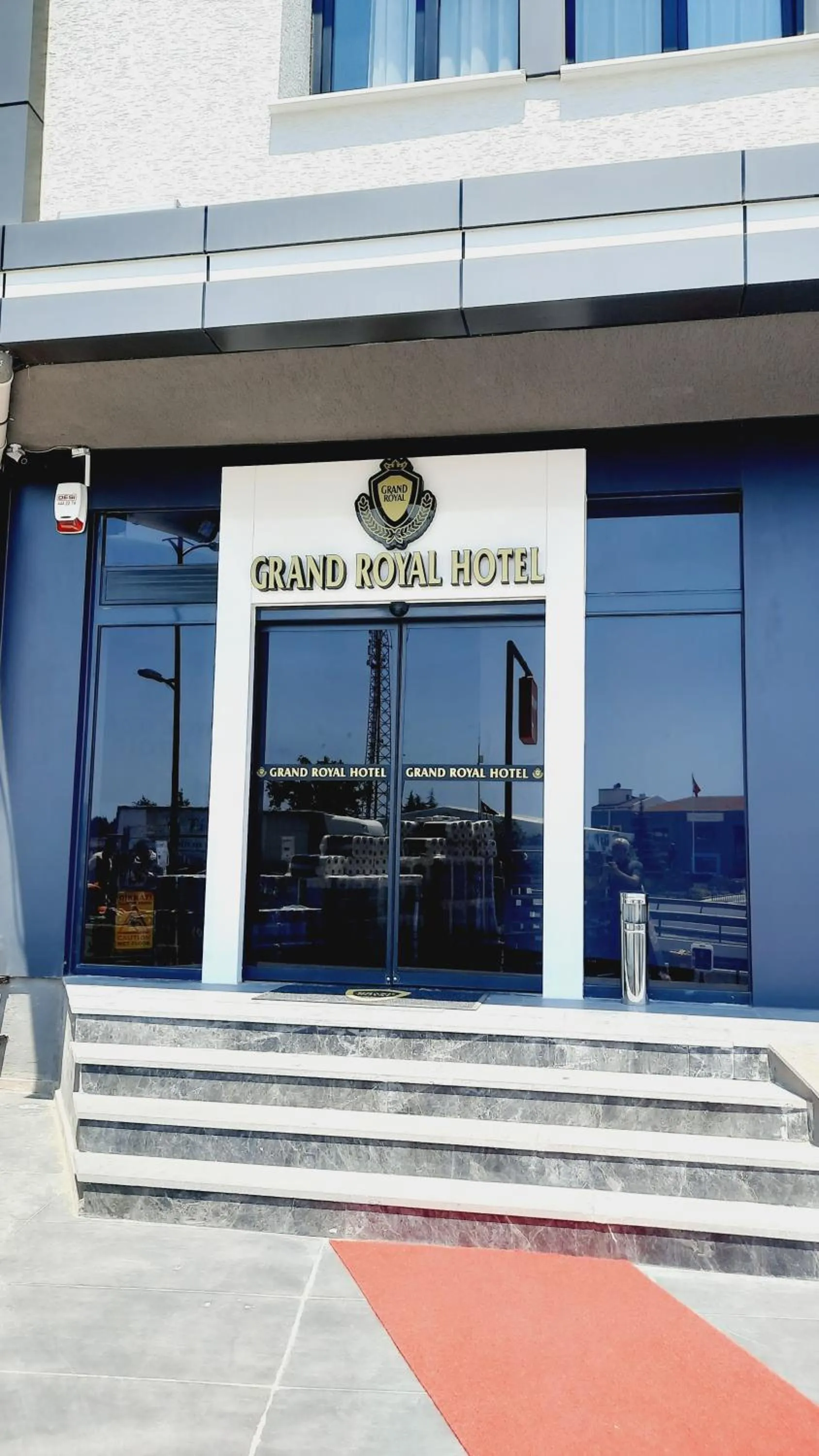 Facade/entrance in Grand royal hotel