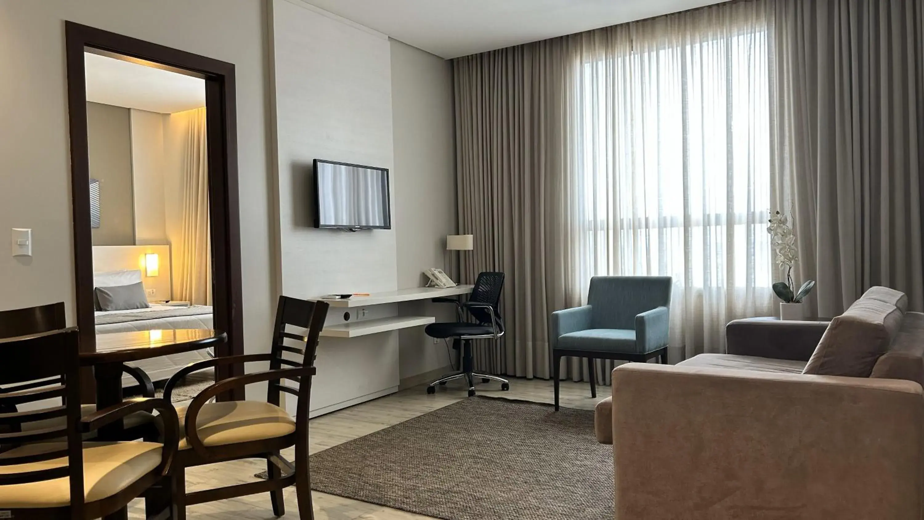 Living room in Comfort Hotel & Suítes Rondonópolis Living room in Comfort Hotel & Suítes Rondonópolis