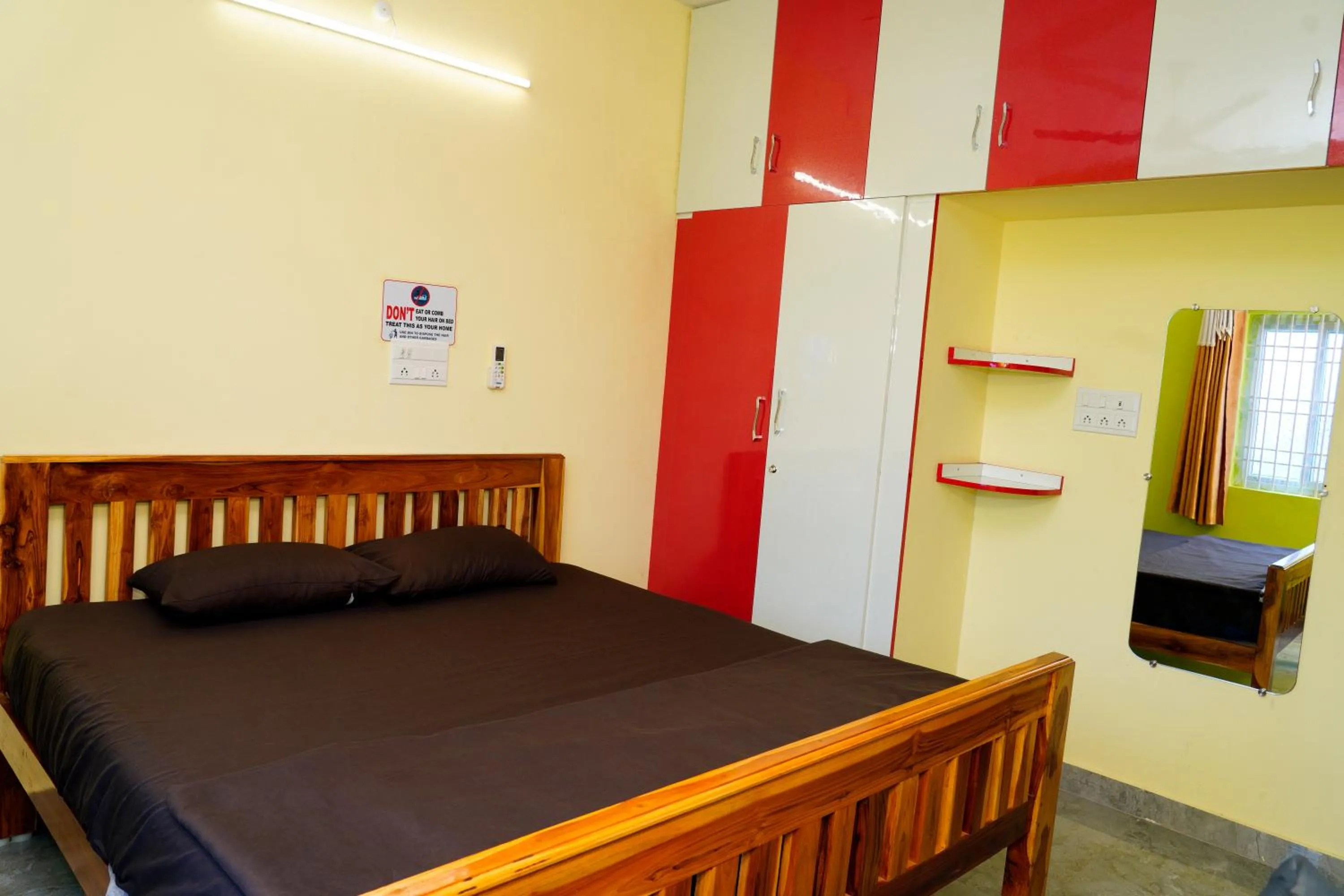 Bed in Sri Sakthi Residence