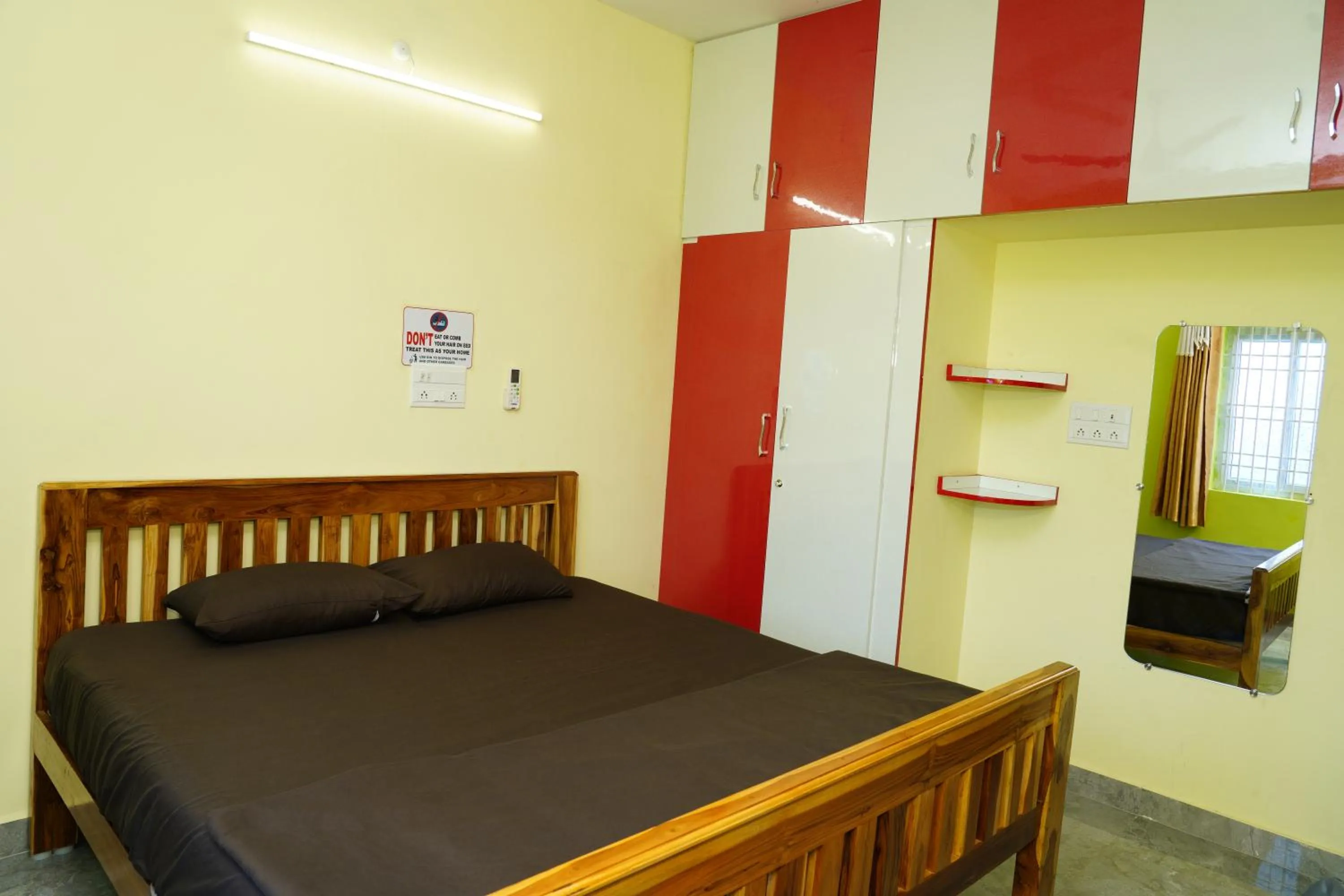 Bed in Sri Sakthi Residence