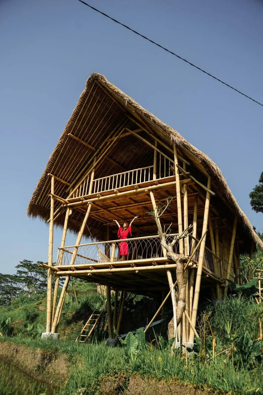 Property building in Sandag Hill Property building in Sandag Hill