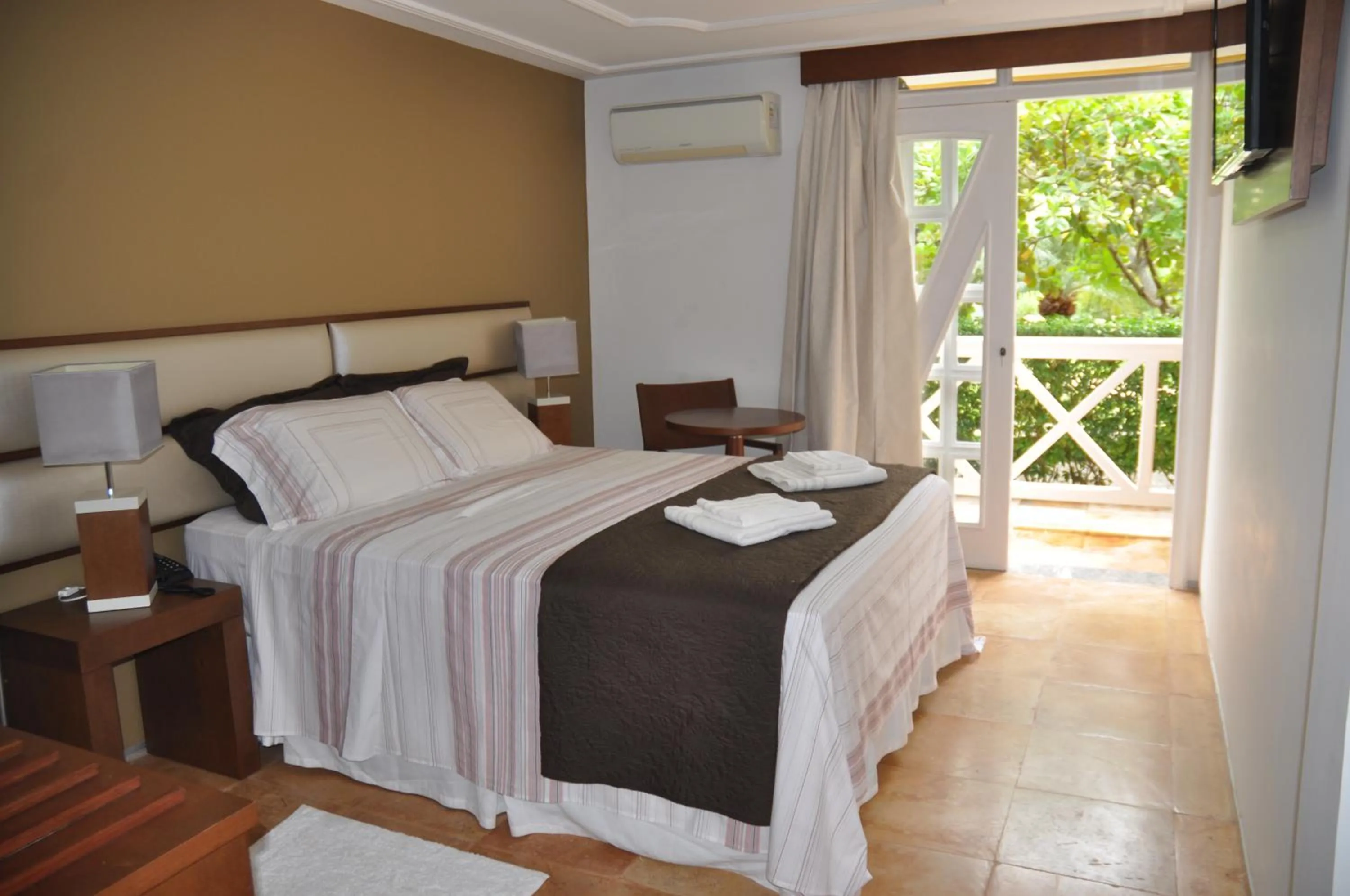 Double Room - Disability Access in Hotel Porto Belo
