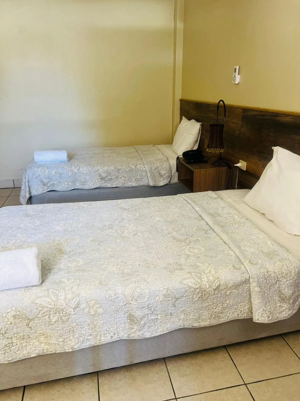 Bed in Hotel El Huacachinero- Hotel Familiar