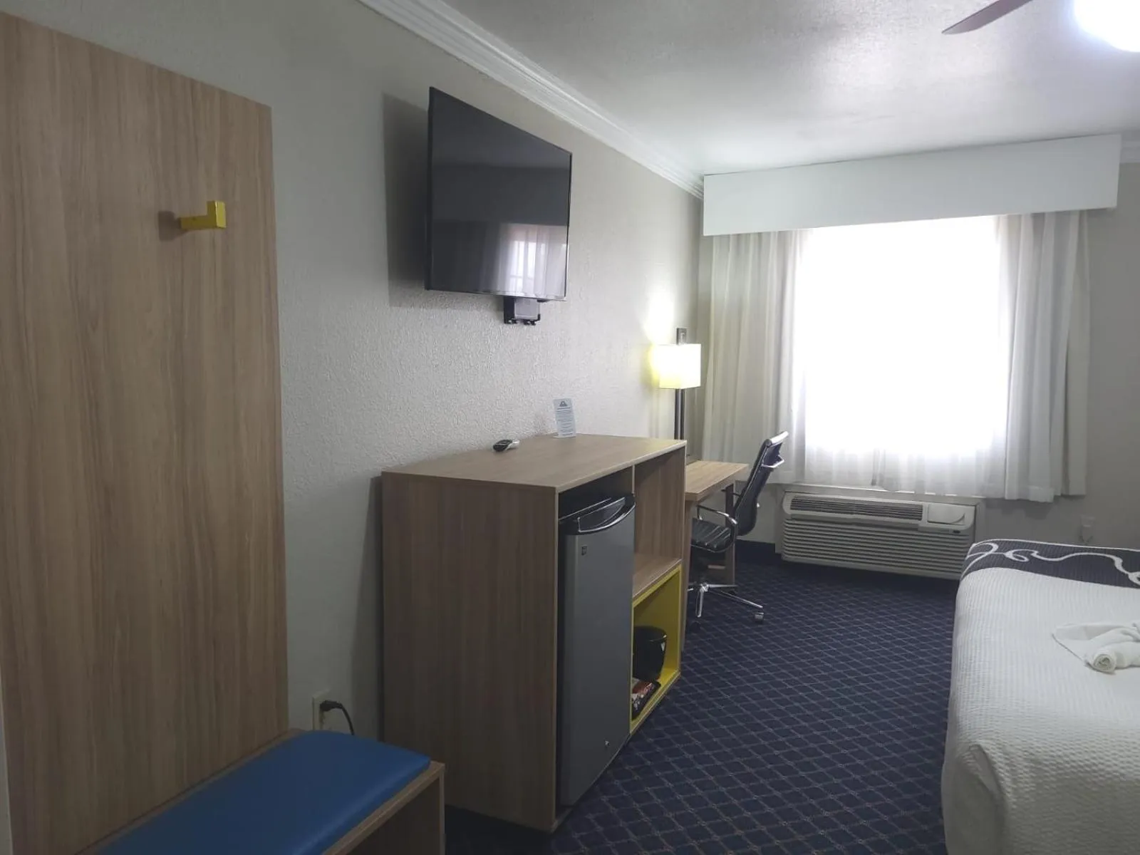 Bed in Days Inn by Wyndham Dalhart