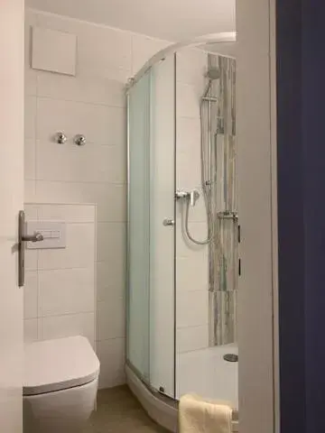 Bathroom in Hotel Carolaruh