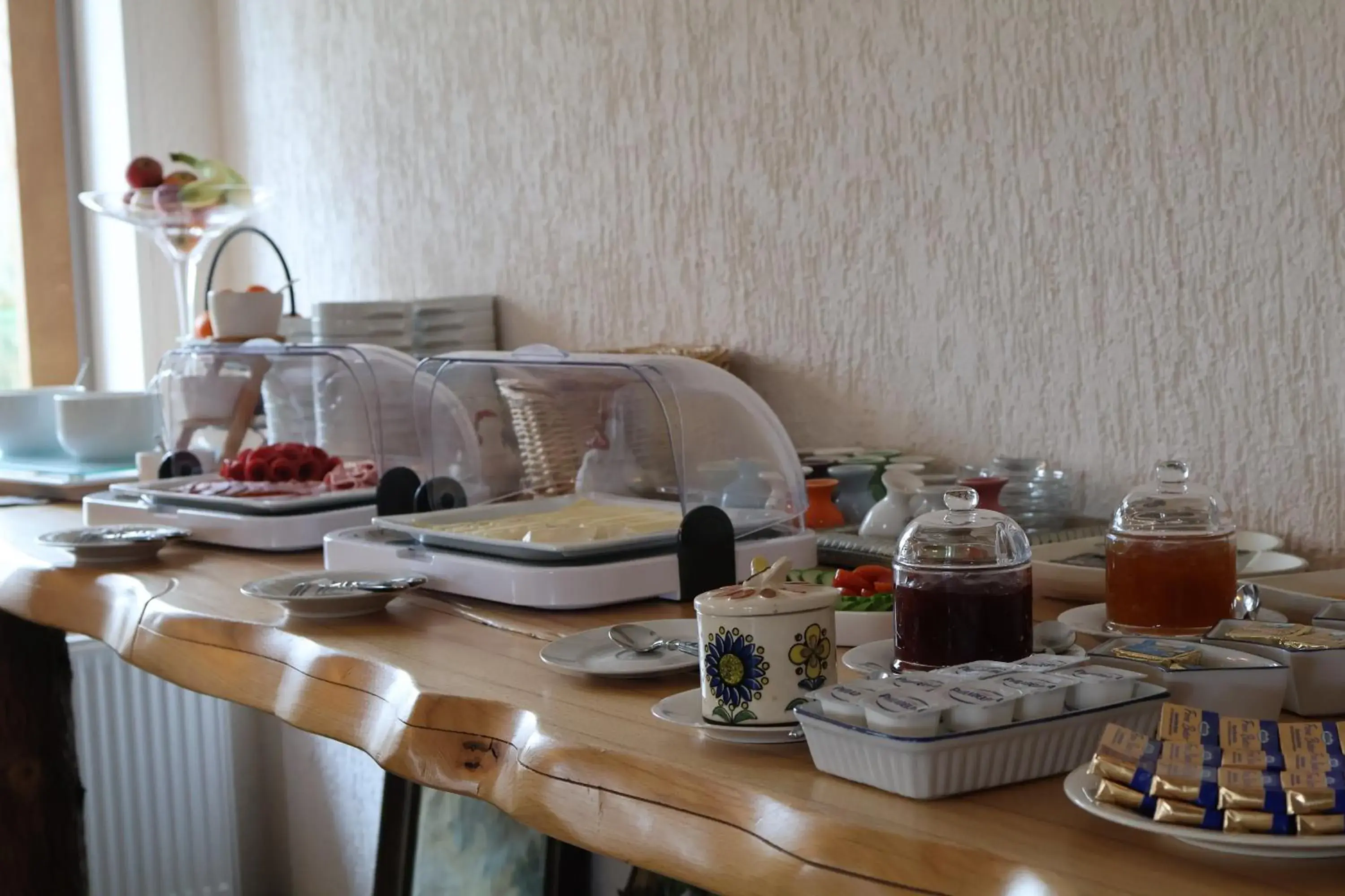 Breakfast in Hotel Carolaruh