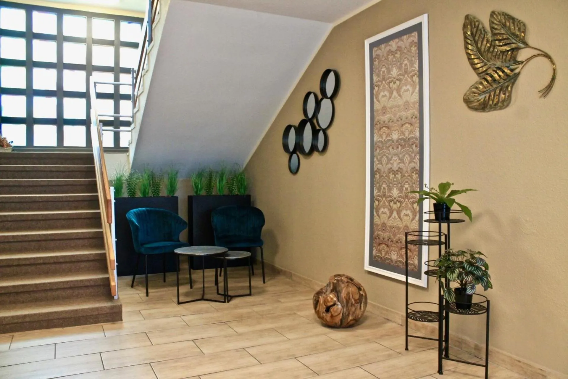 Seating area in Hotel Carolaruh